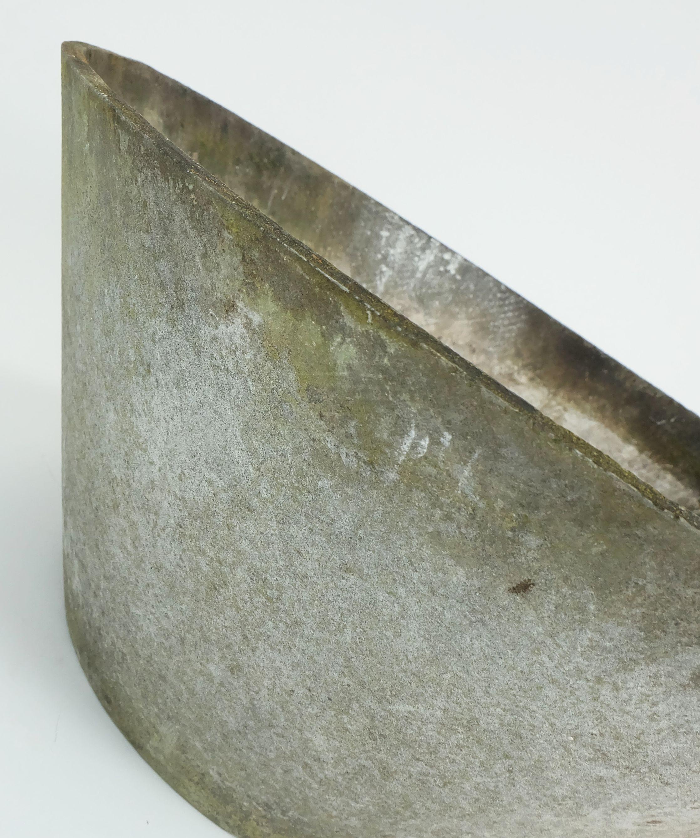 gran maceta arquitectónica PLANTER de forma cónica willy guhl eternit años 50 Suizo en venta
