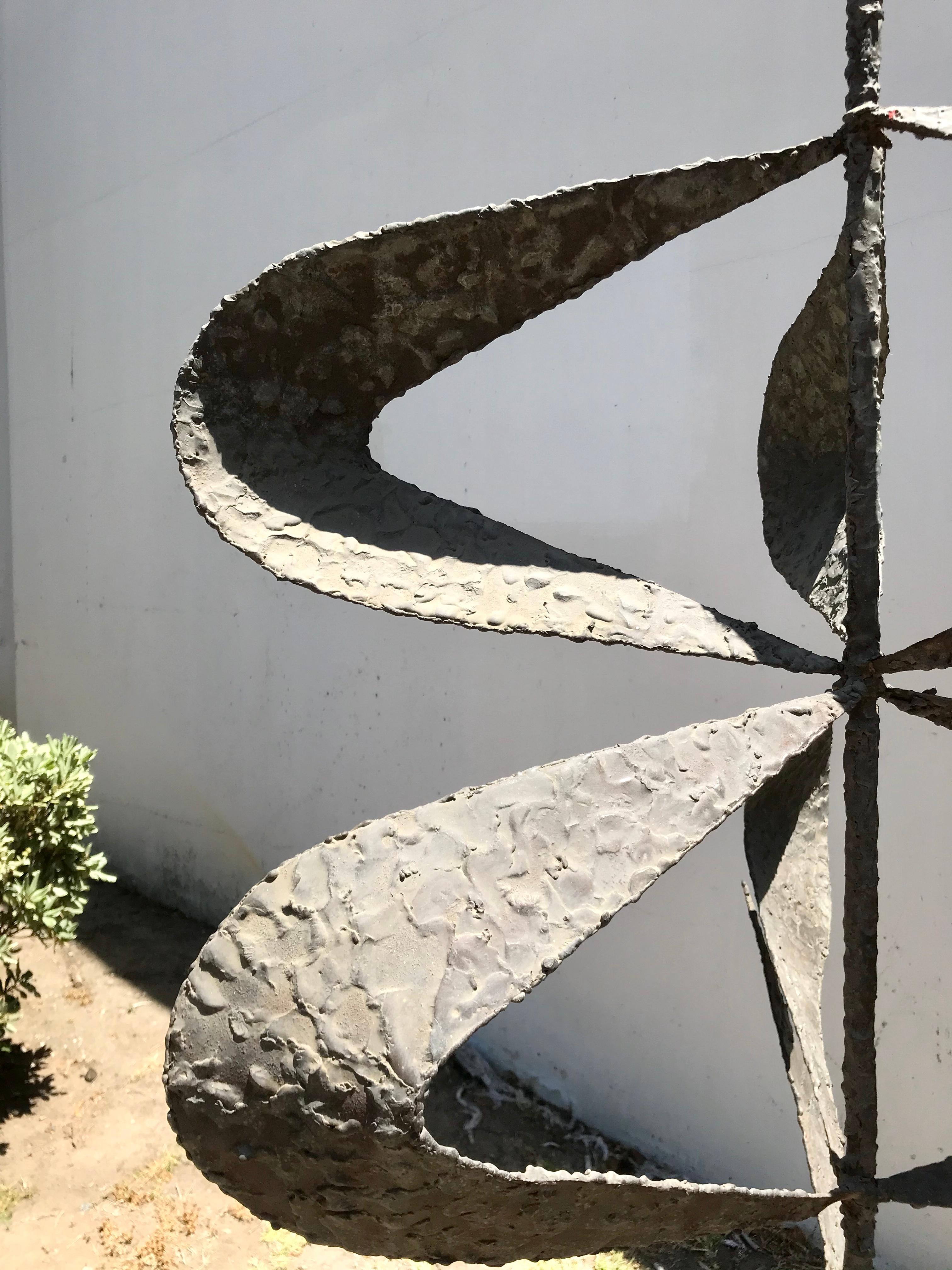 Large Modern Art Steel Sculpture after Tony Rosenthal, 1950's In Good Condition In Los Angeles, CA