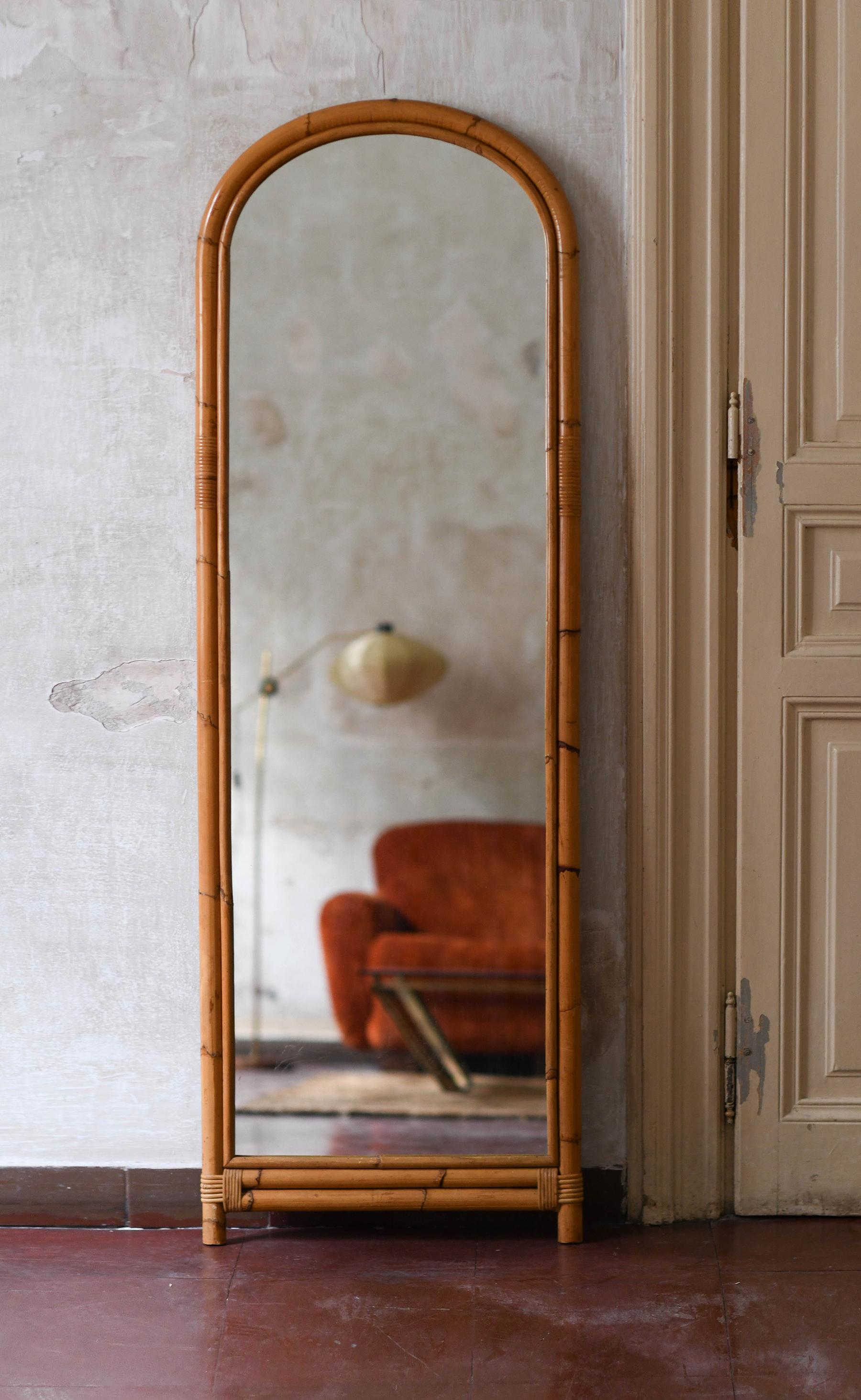 Italian Large “Arco” Floor Mirror In Rush, Italy 1980 For Sale