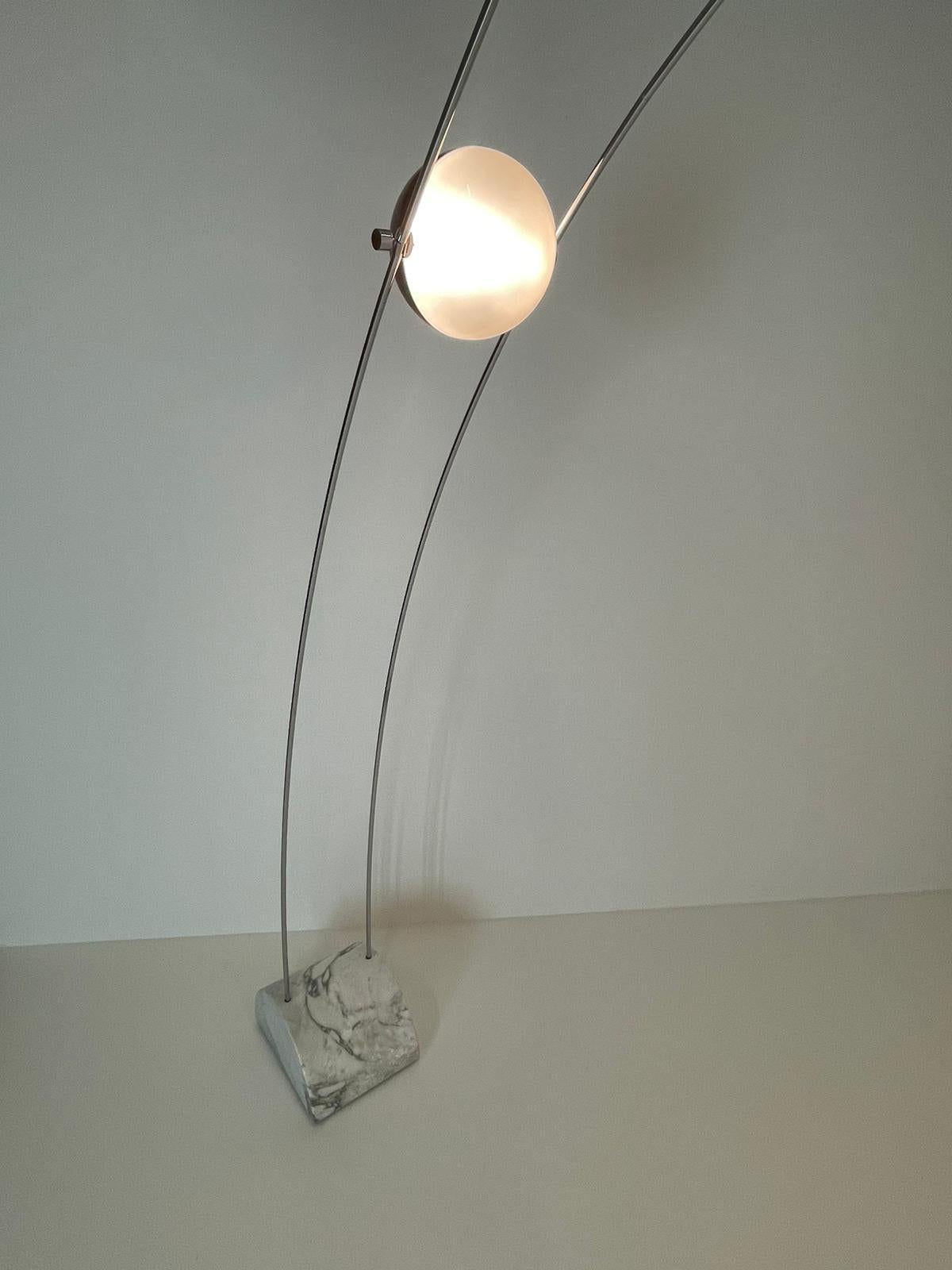 Large a.R.D.I.T.I. Sormani Floor Lamp Model 'Ponte' in Marble and Metal 1970 In Good Condition In Catania, IT