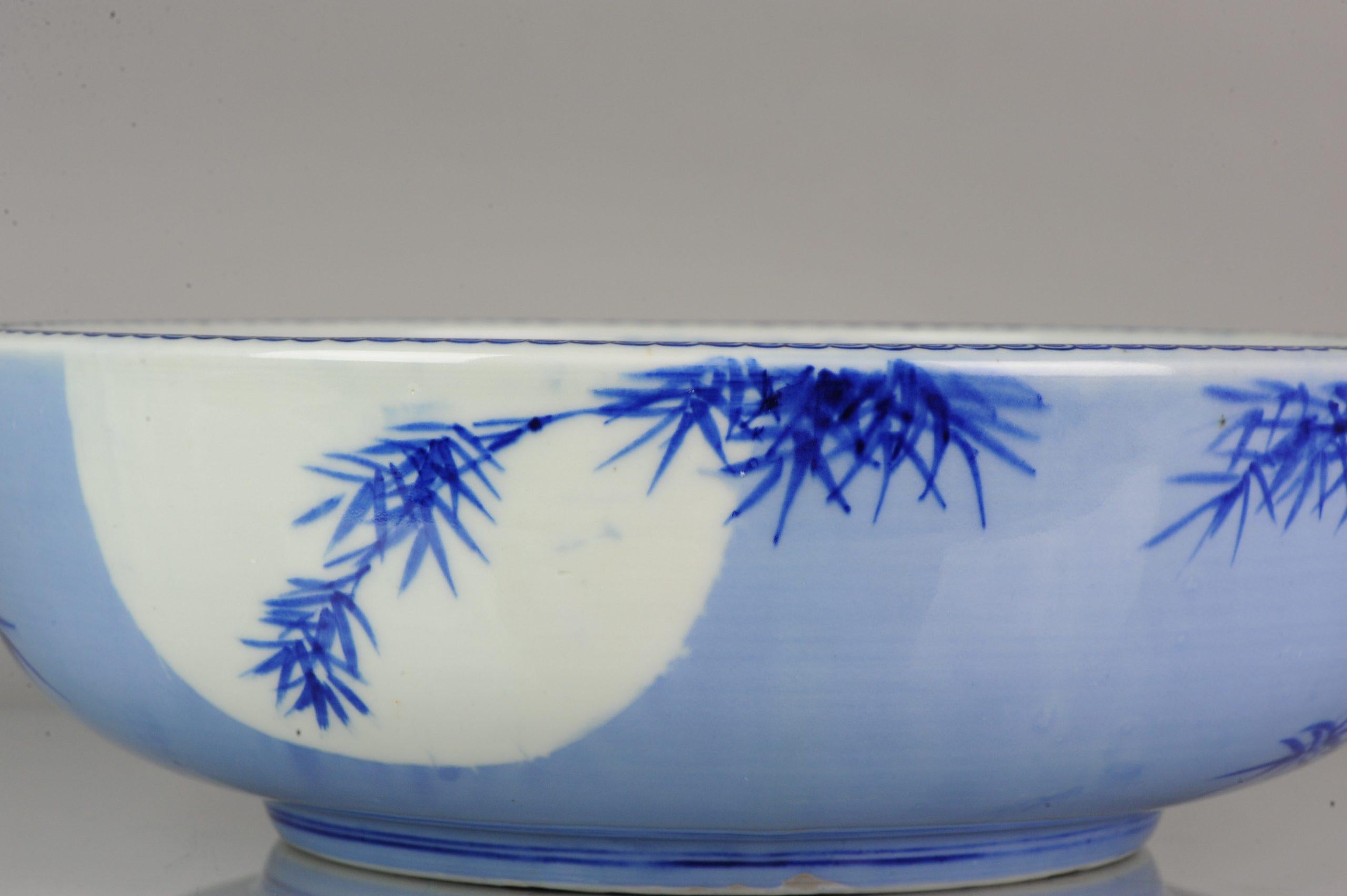 Large Arita Bowl Beautifull Japanese Porcelain 19th Century Edo/Meiji Period For Sale 10