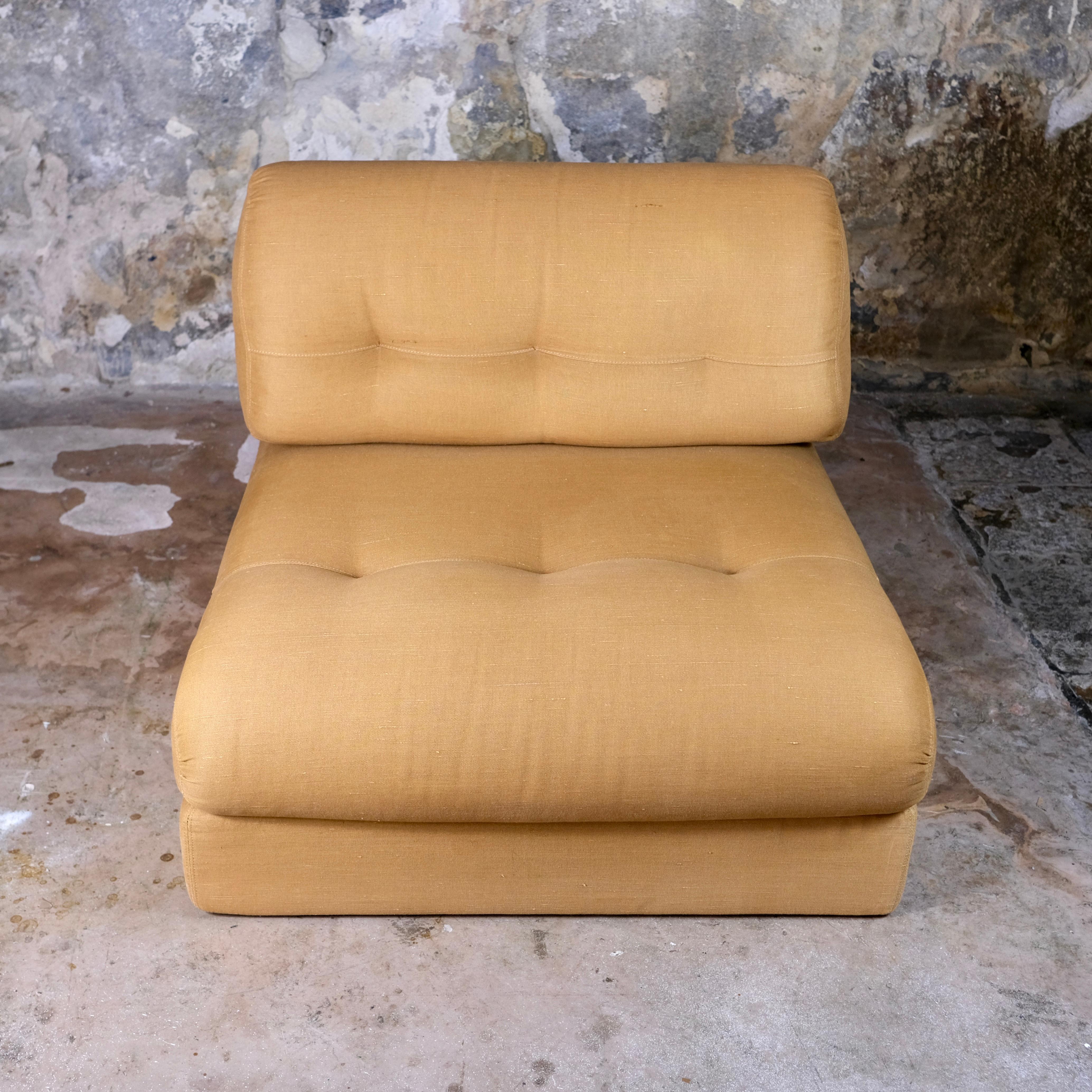 Mid-Century Modern Large armchair designed by Georges Frydman for EFA, made in France, 1970s For Sale