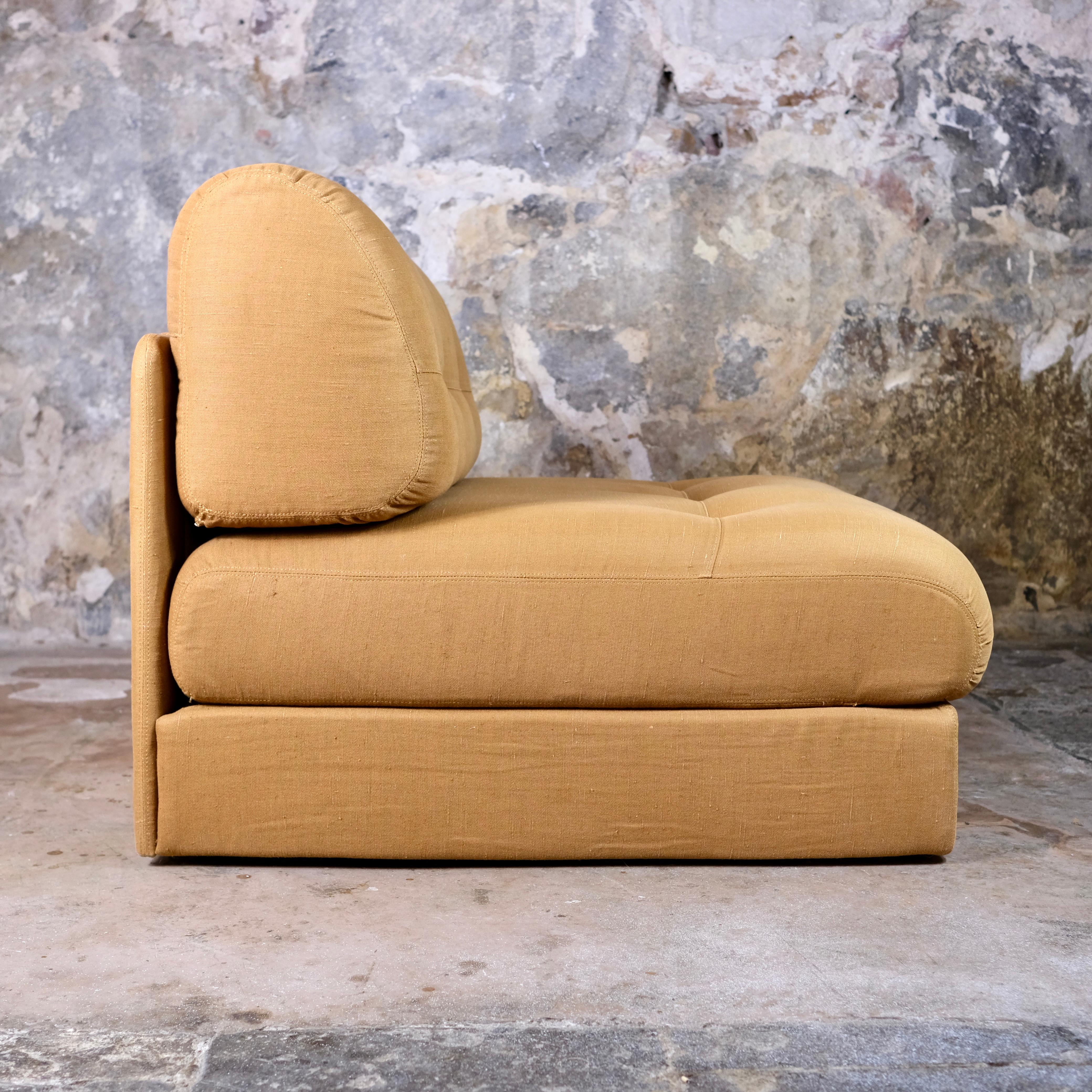 Late 20th Century Large armchair designed by Georges Frydman for EFA, made in France, 1970s For Sale
