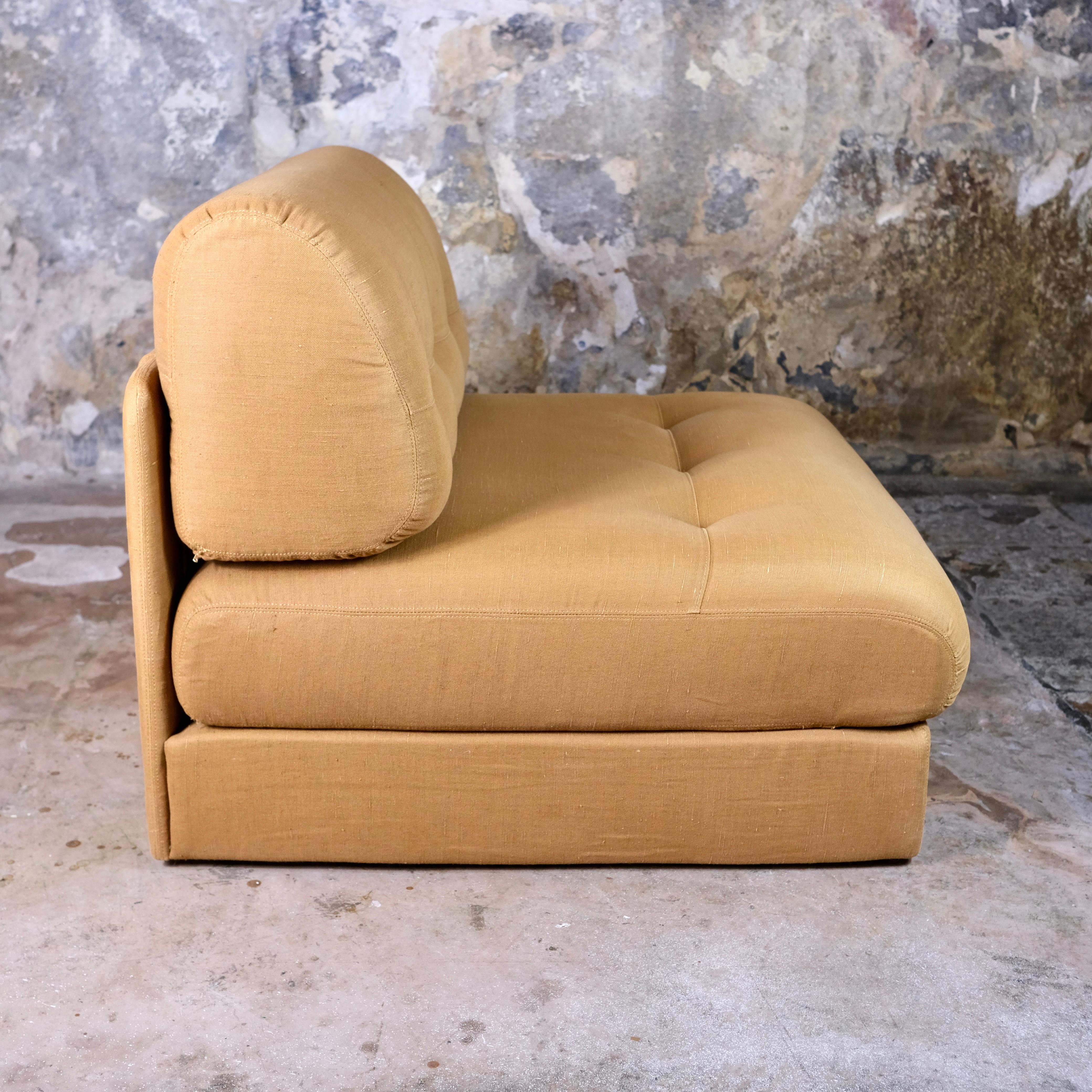 Fabric Large armchair designed by Georges Frydman for EFA, made in France, 1970s For Sale
