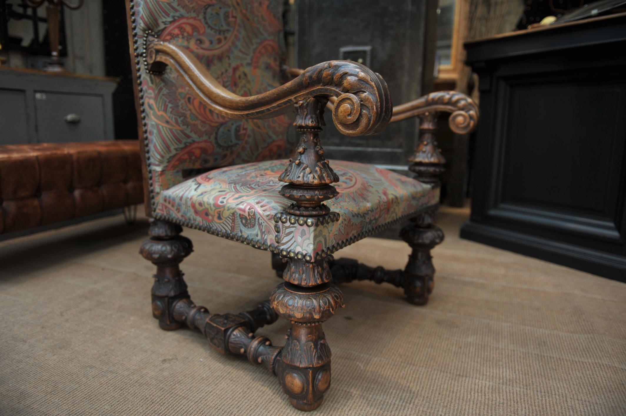Early 20th Century Large Armchair in Solid Oak Newly Reupholstered For Sale