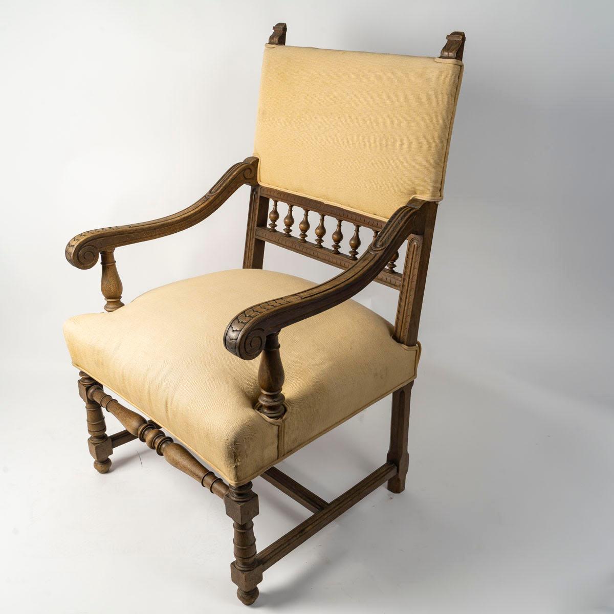 Legno Grande poltrona in stile Enrico II, XIX secolo, periodo Napoleone III. in vendita