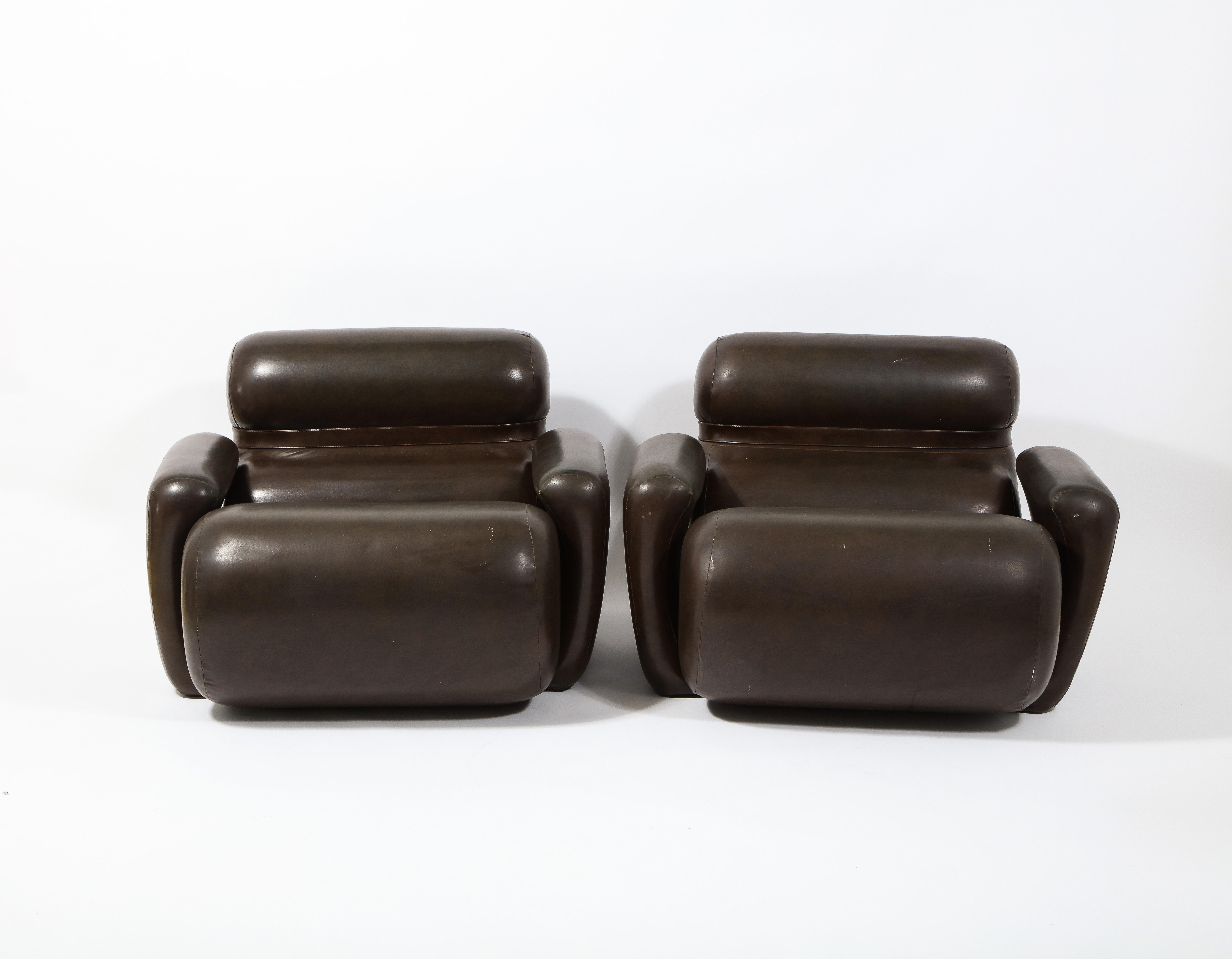 Large Space Age Lounge Chair Armchairs in Dark Brown Vinyl, France 1970's In Good Condition For Sale In New York, NY