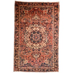 Grand tapis arménien au design Classic