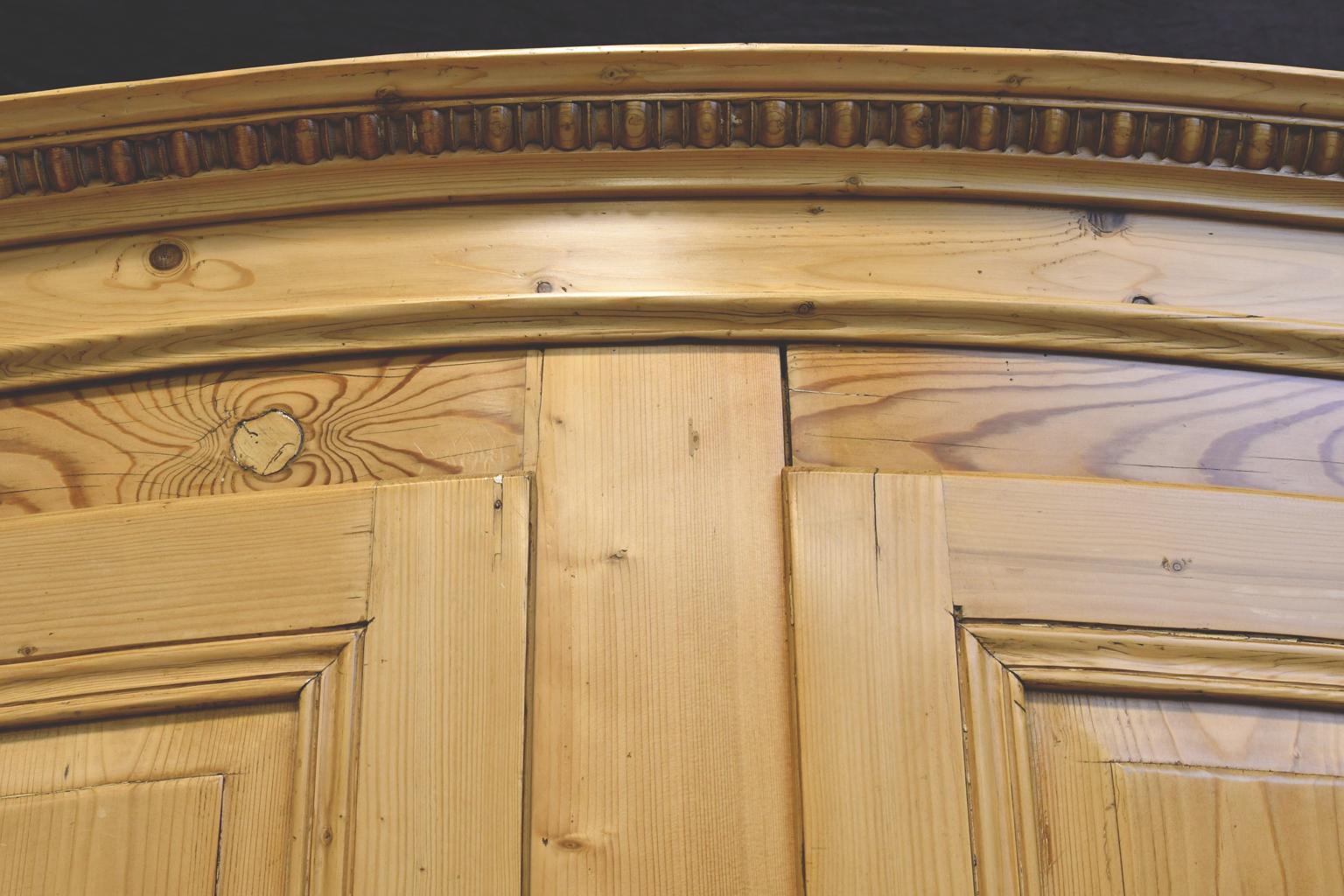 Large Armoire in Pine with Arched Bonnet and Drawers, Germany, circa 1800 In Good Condition In Miami, FL