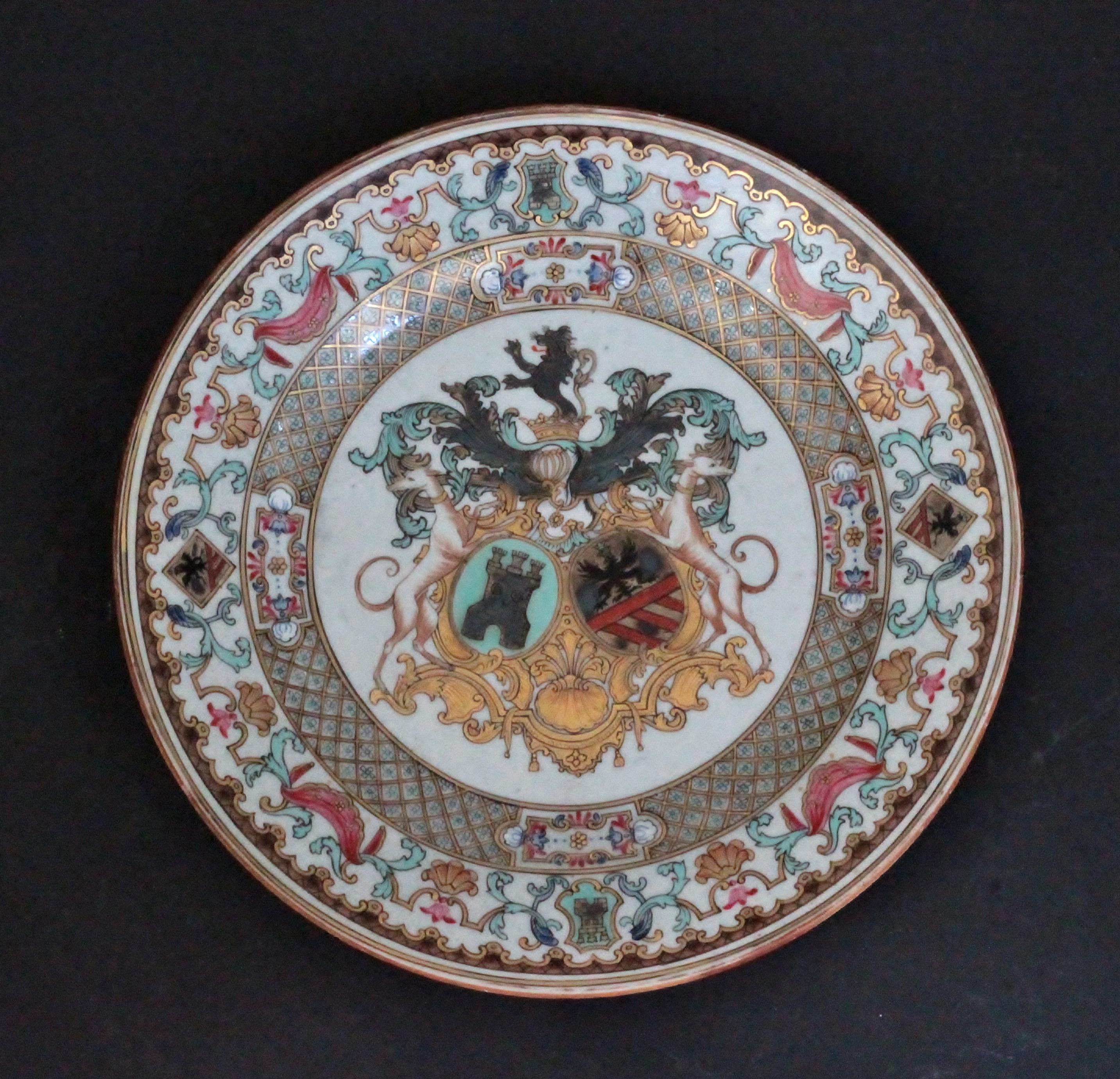 A large armorial plate in China porcelain decorated of Famille Rose enamels with double coat of arms of Bistrate-de-Proli, Belgian market. There are a lion and a greyhound, embellished in gilt and silver.
Yongzheng period (1723-1735), circa