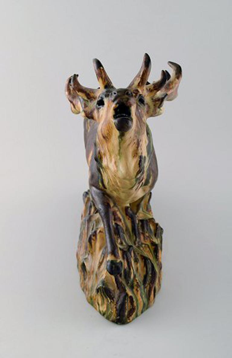 Large Arne Ingdam ceramic figure. Roaring deer.
In perfect condition.
Stamped.
Measures 33 cm x 24.5 cm.
