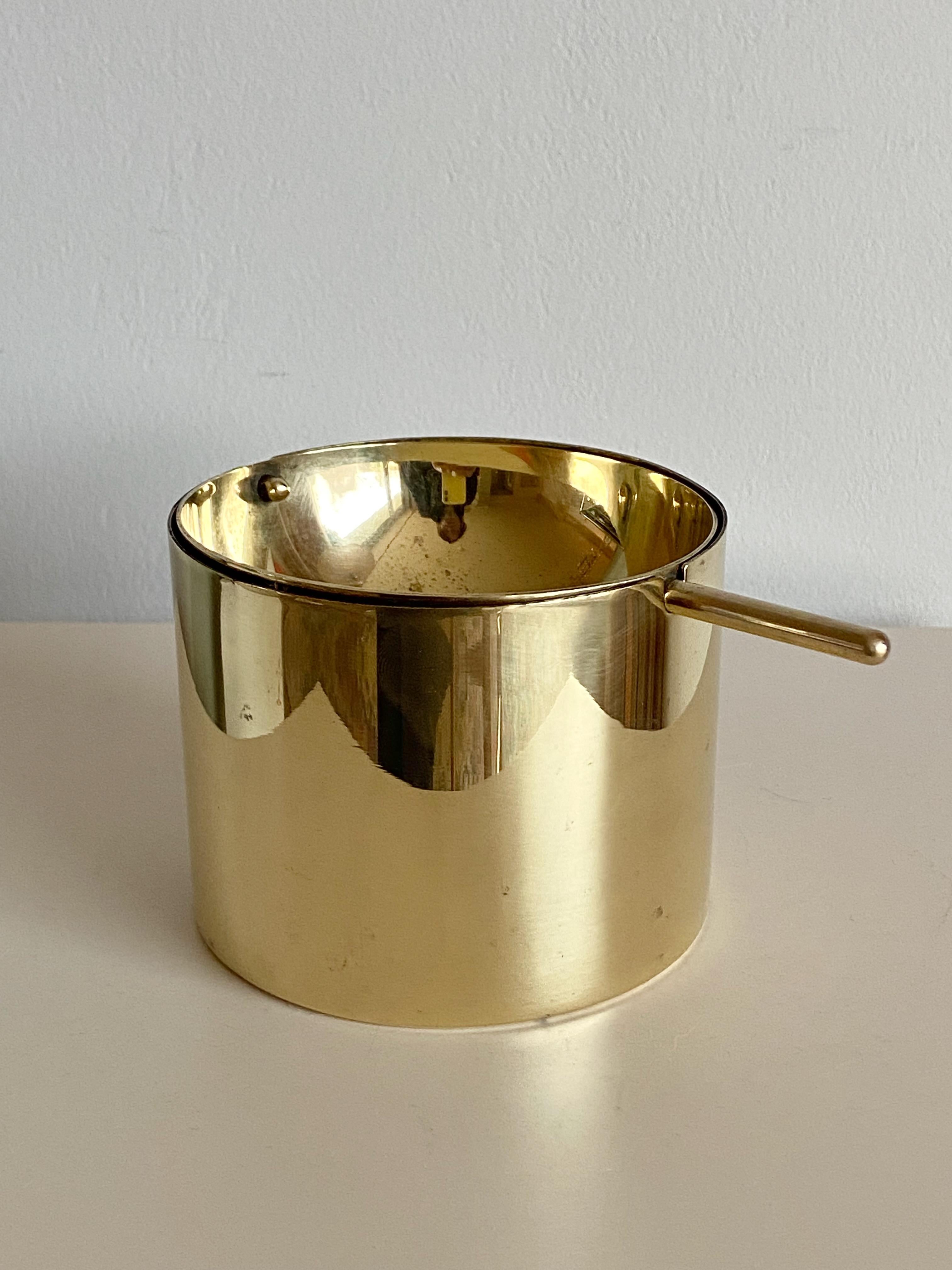 Large Arne Jacobsen Brass Ashtray by Stelton Made in Denmark For Sale 1