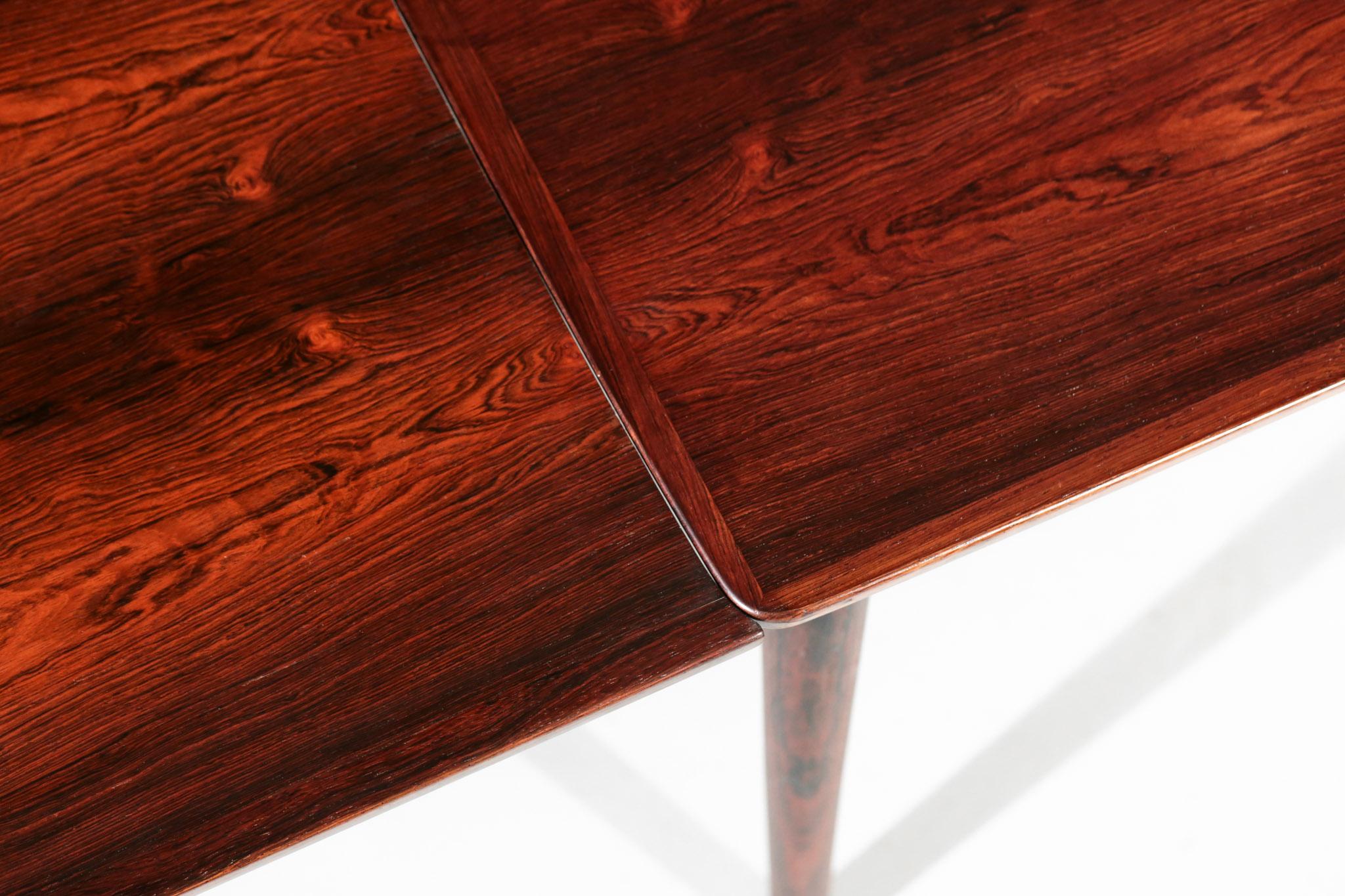 Bois Grande table à manger Arne Vodder Design danois scandinave Danish Sibast D281 en vente
