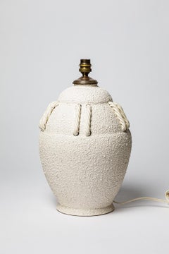 Large art deco 1940 20th century white ceramic table lamp style of Jean Besnard