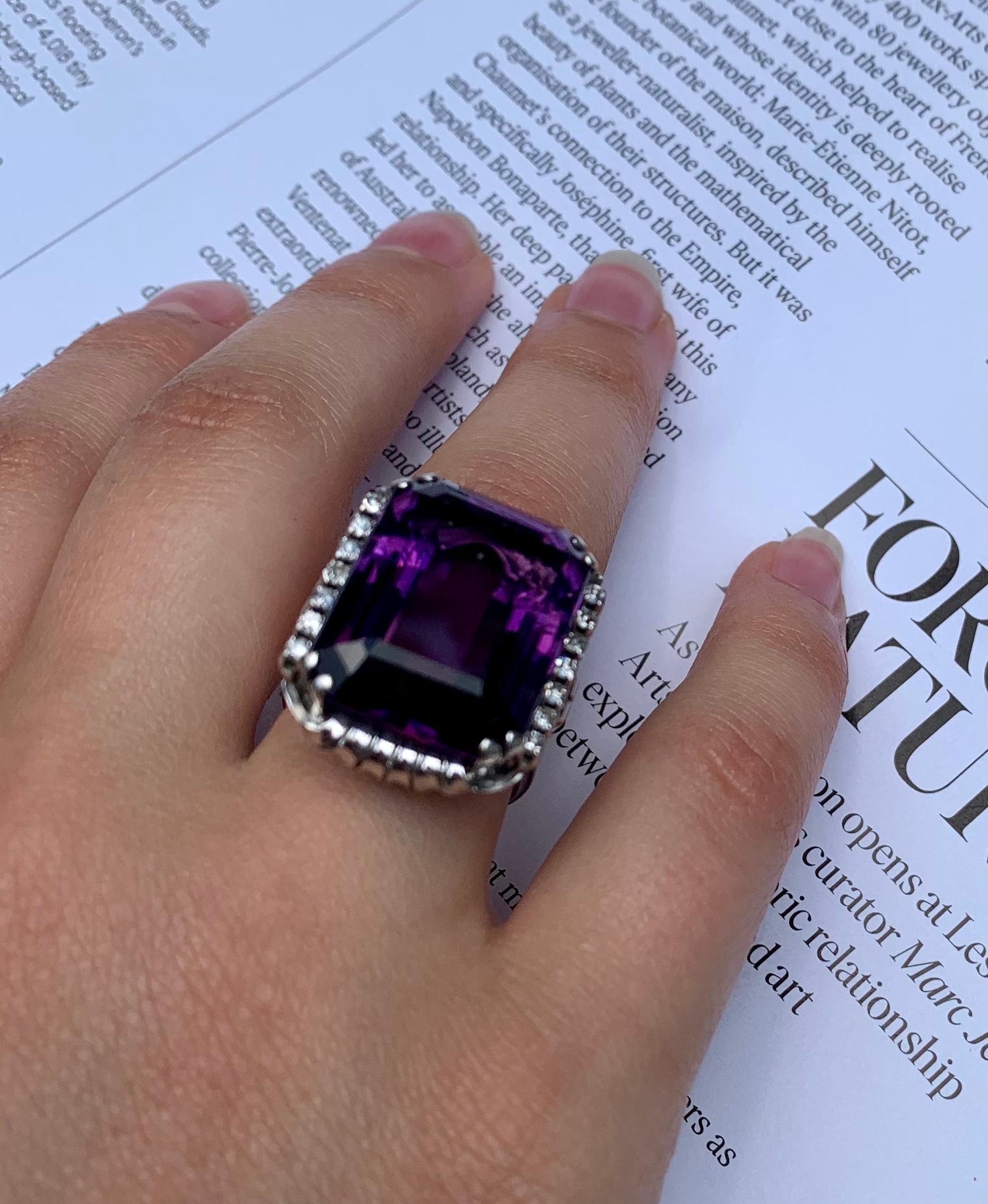 Large Art Deco 22.5 Carat Amethyst, Diamond 18K White Gold Cocktail Ring For Sale 9