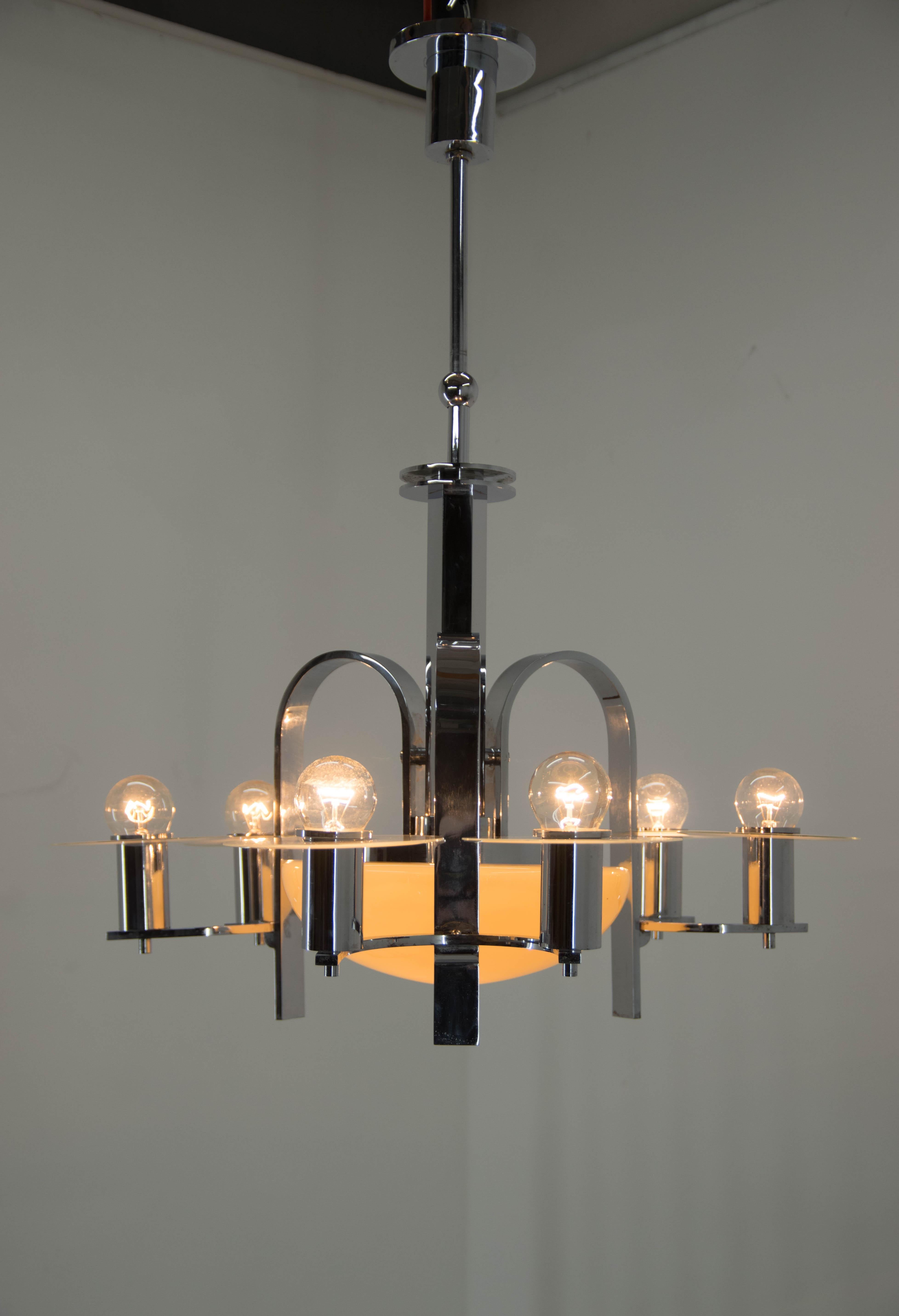 Beautiful big chrome-plated Art Deco chandelier with two separate circuits: lower with one 100W bulb in cream colour shade and upper six arms with sanded glass rings - 6x60W, E27 or E26 sockets.