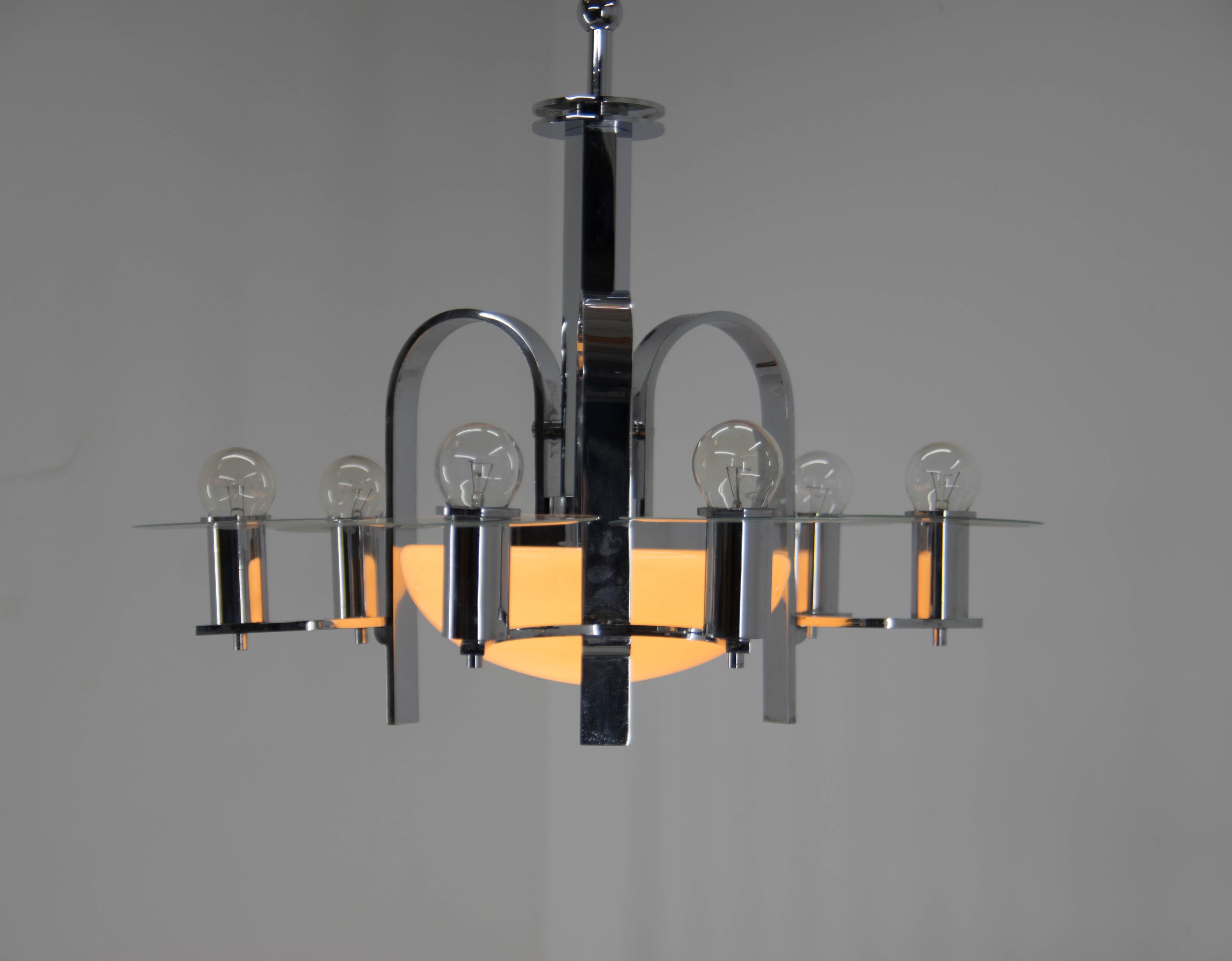 Large Art Deco 7-Flamming Chandelier, 1930s For Sale 1