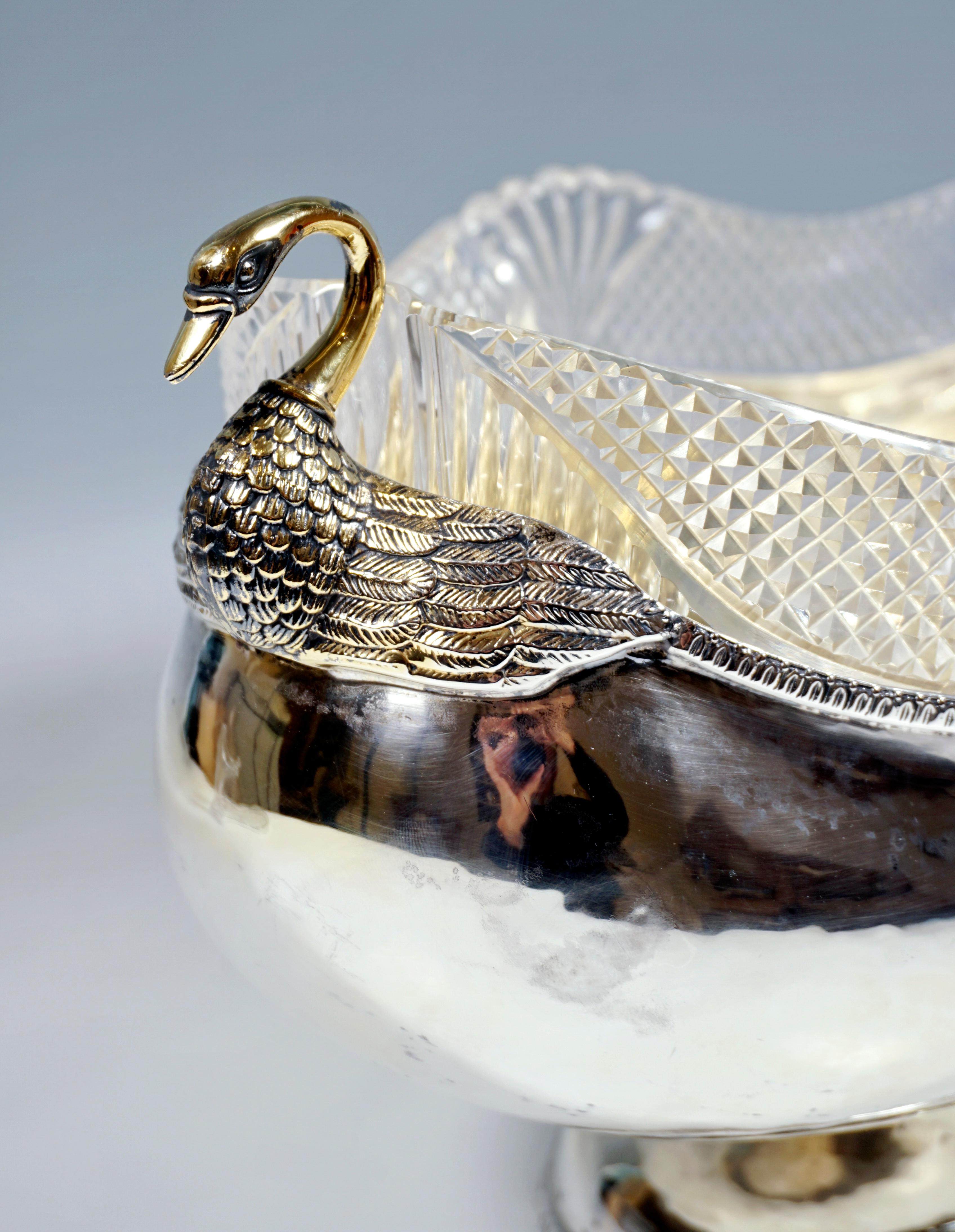 Faceted Large Art Deco 925 Silver Jardiniere with Swan Busts and Cut Glass Liner, ca 1920