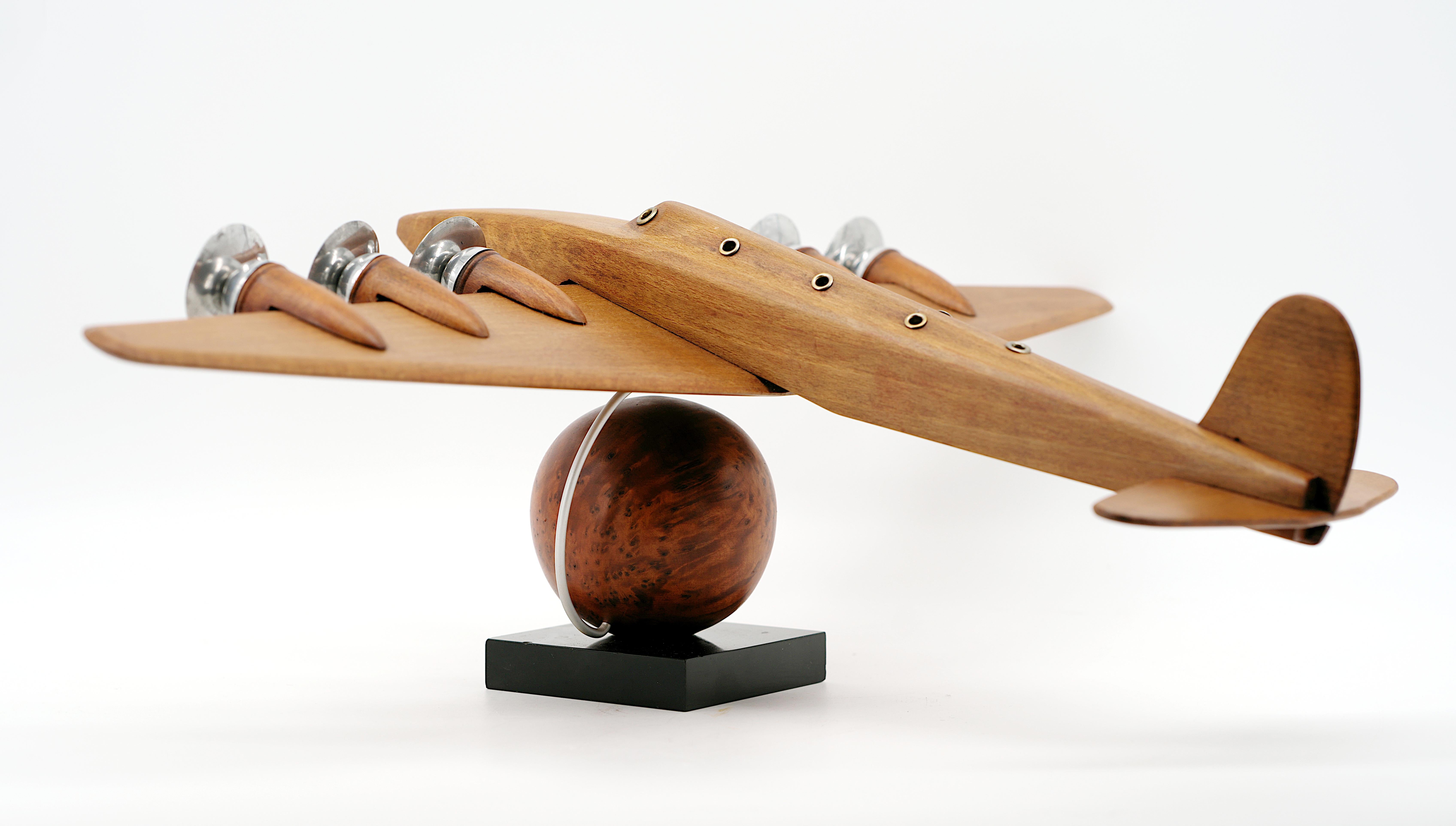 Métal Grand modèle d'avion Art déco par ART BOIS, années 1930 en vente