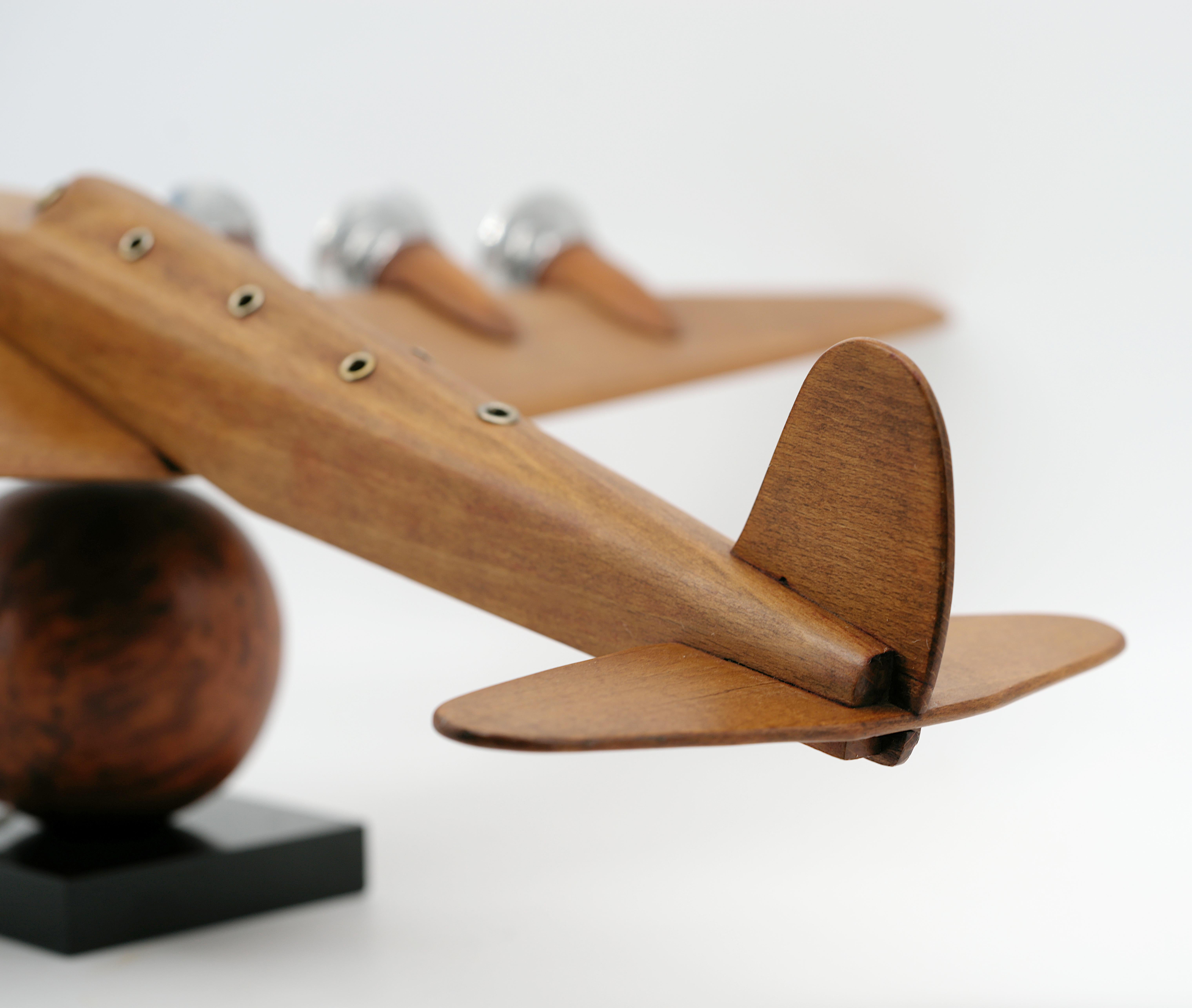 Grand modèle d'avion Art déco par ART BOIS, années 1930 en vente 2