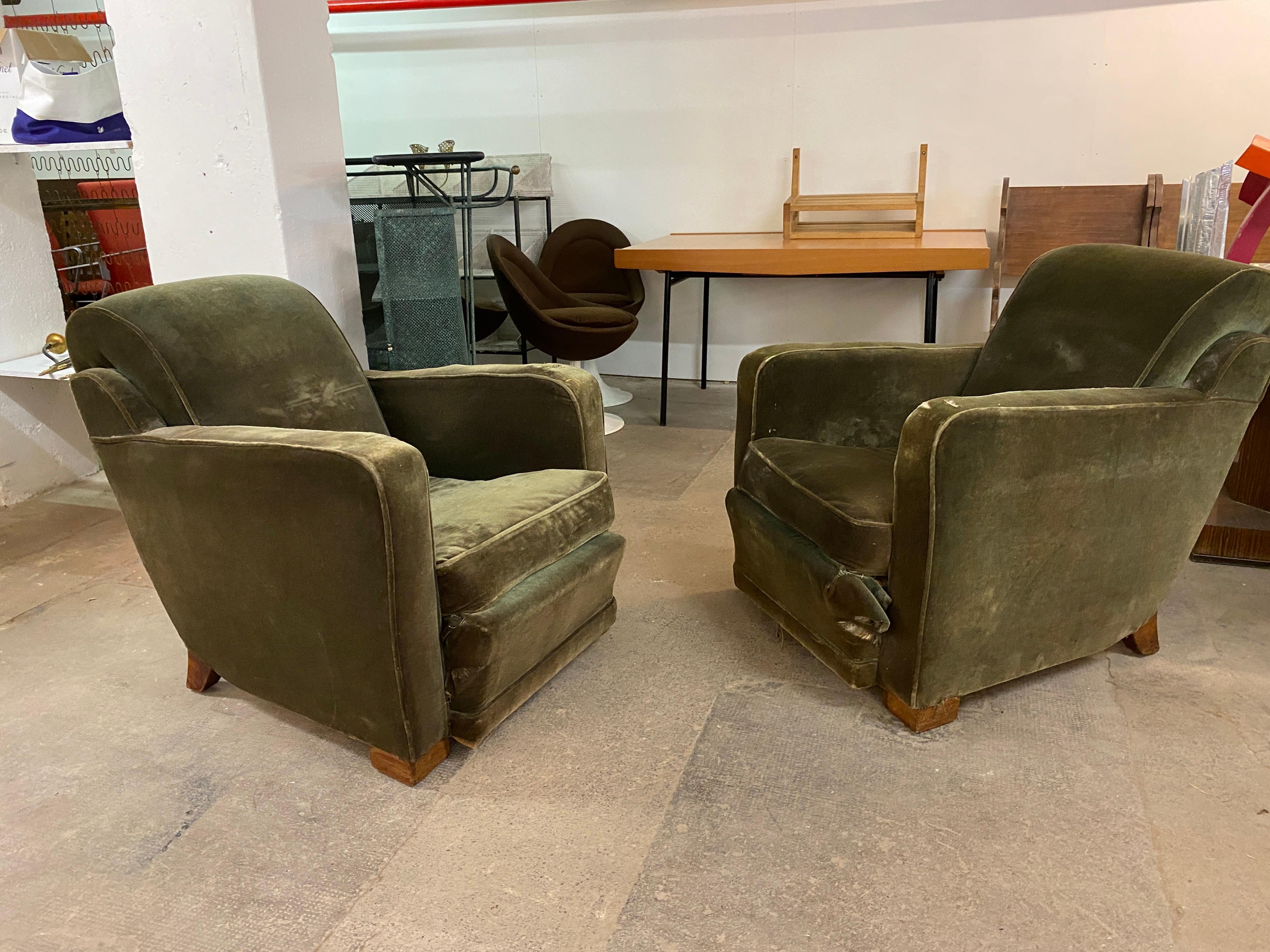 Large and elegant Art Deco armchairs in velvet and wood, circa 1930-1940.