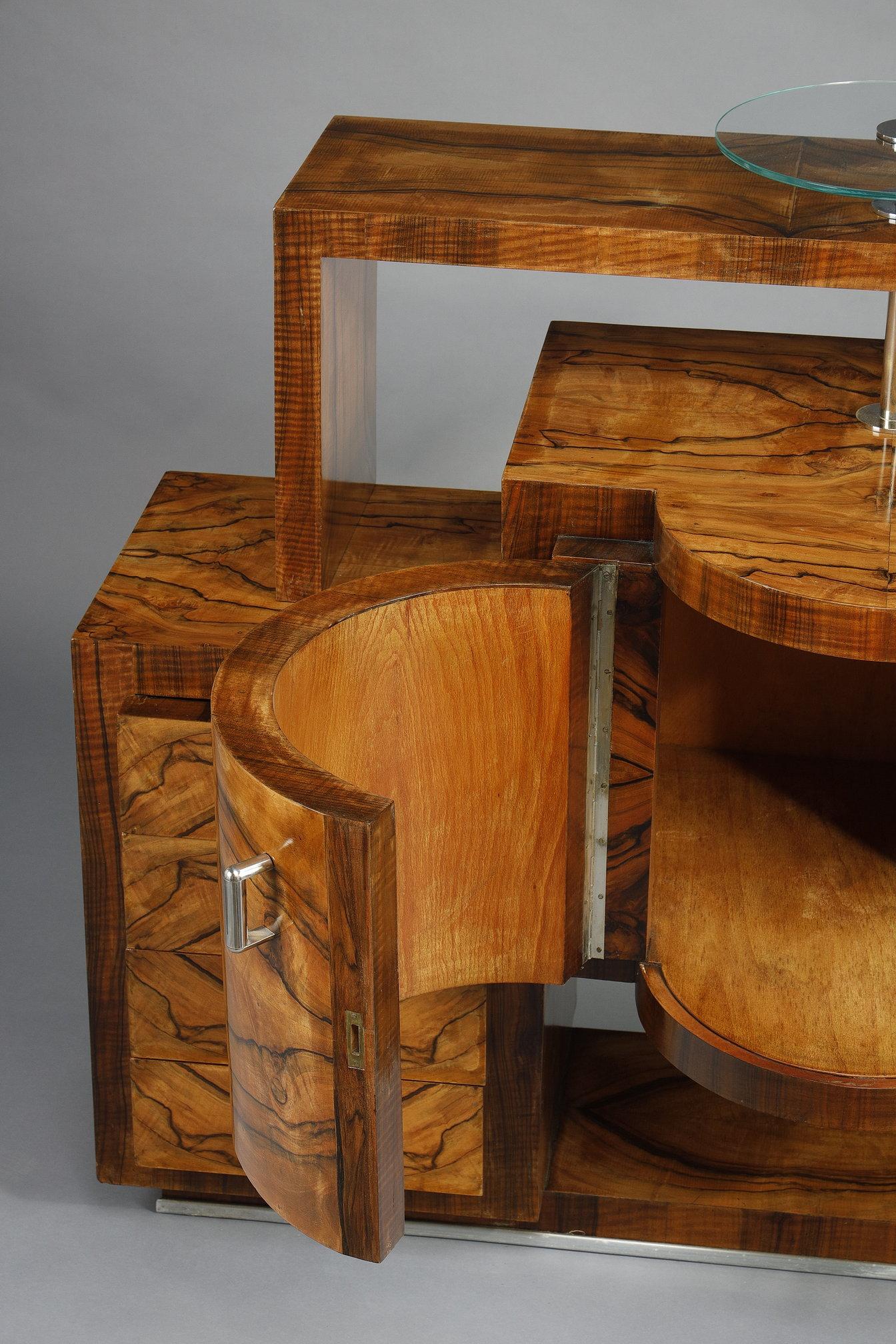 Grand meuble de bar Art Déco en placage de noyer en vente 8