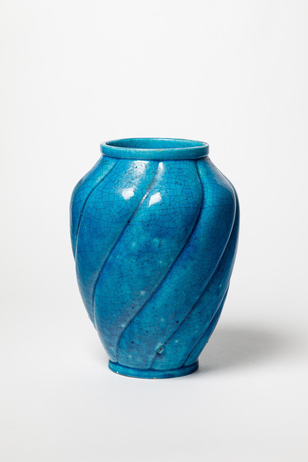 Français grand vase art déco en céramique bleue signé Lachenal unique fait main circa 1940 en vente