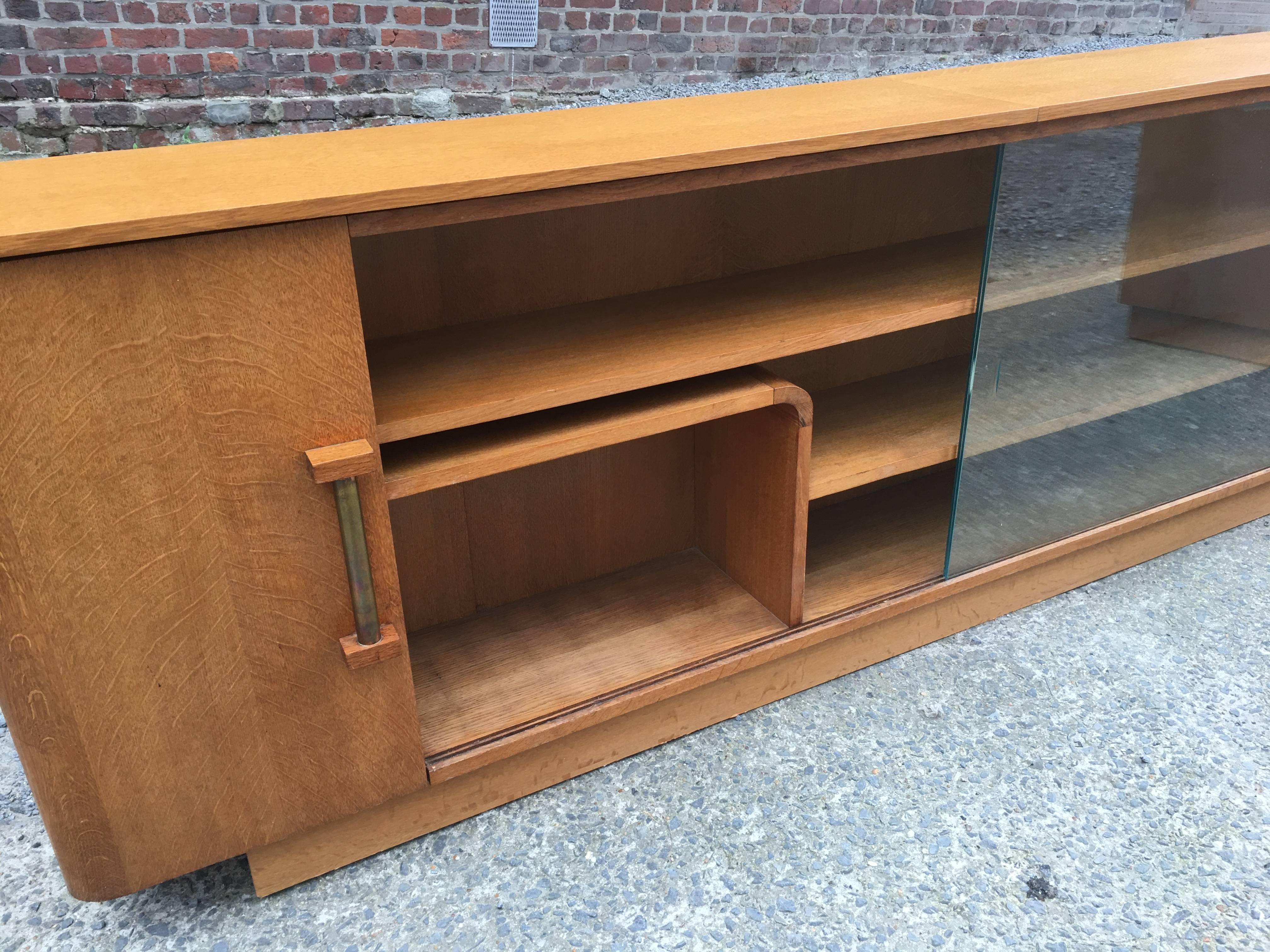 Mid-20th Century Large Art Deco Bookcase in Oak, circa 1940