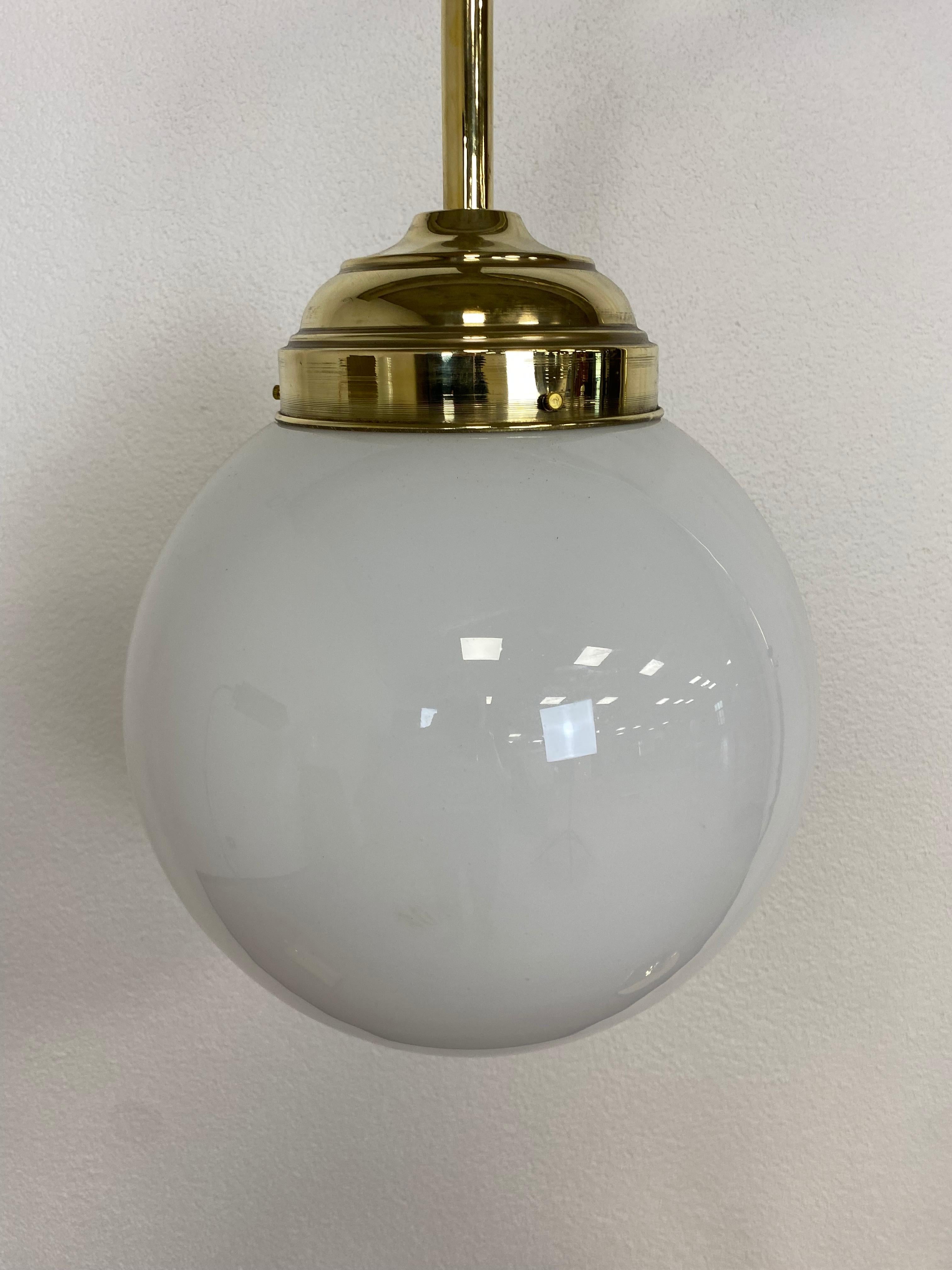 Mid-20th Century Large Art Deco Brass Floor Lamp For Sale