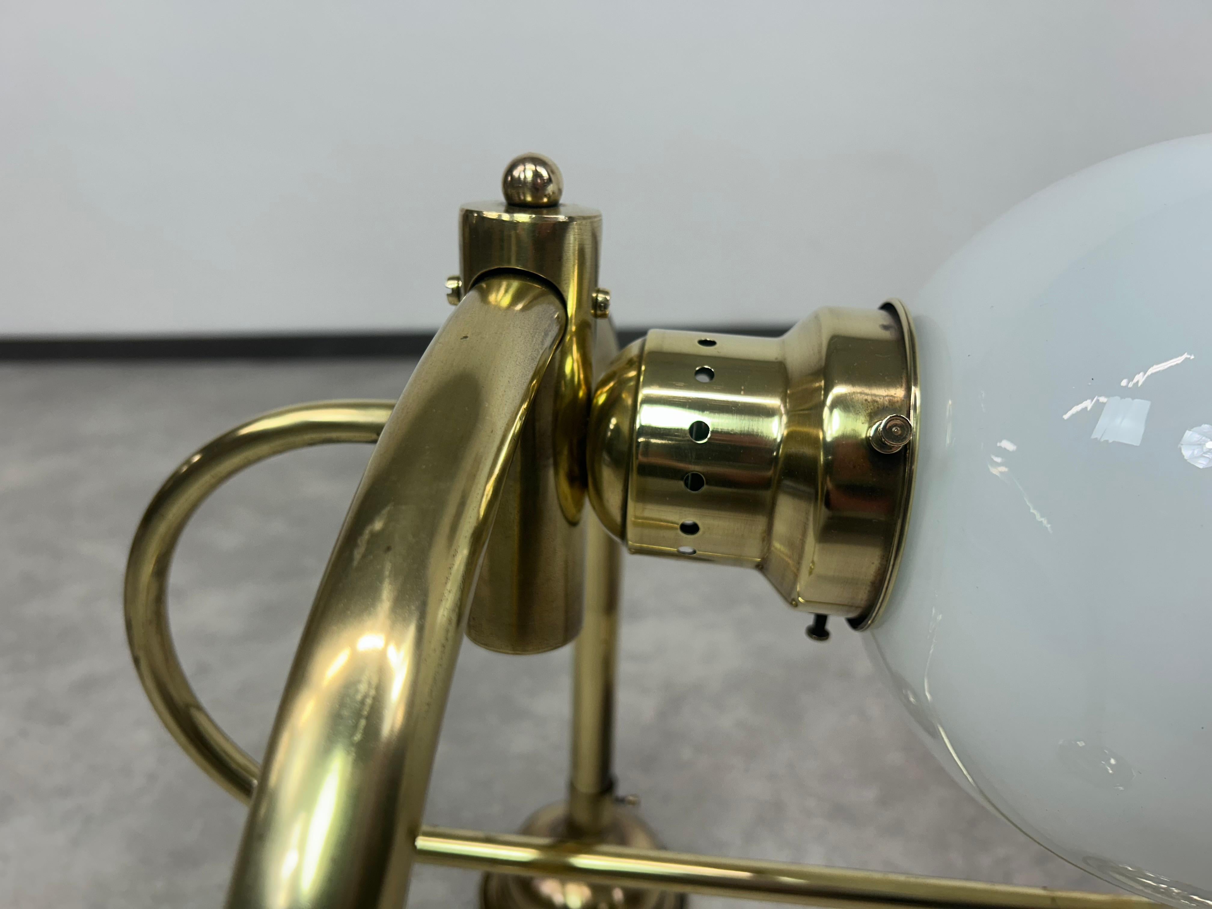 Brass Large art deco brass wall lamp For Sale