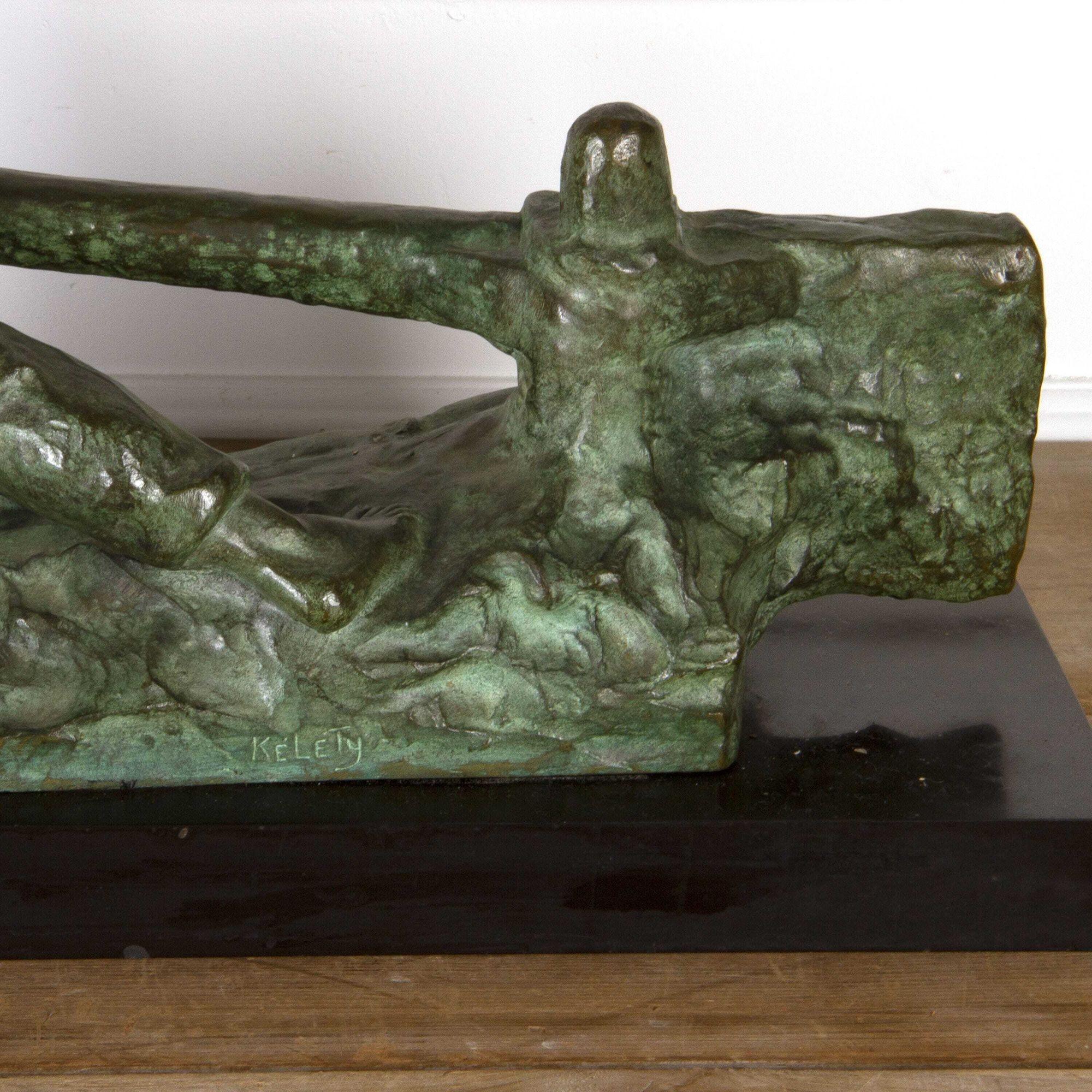 Fabuleuse sculpture Art déco en bronze d'Alexander Kelety, vers 1930. 

Alexander Kelety était un sculpteur hongrois du 20e siècle. Il était connu pour ses figurines en bronze et en ivoire. Dans ses créations, Alexander a souvent représenté des