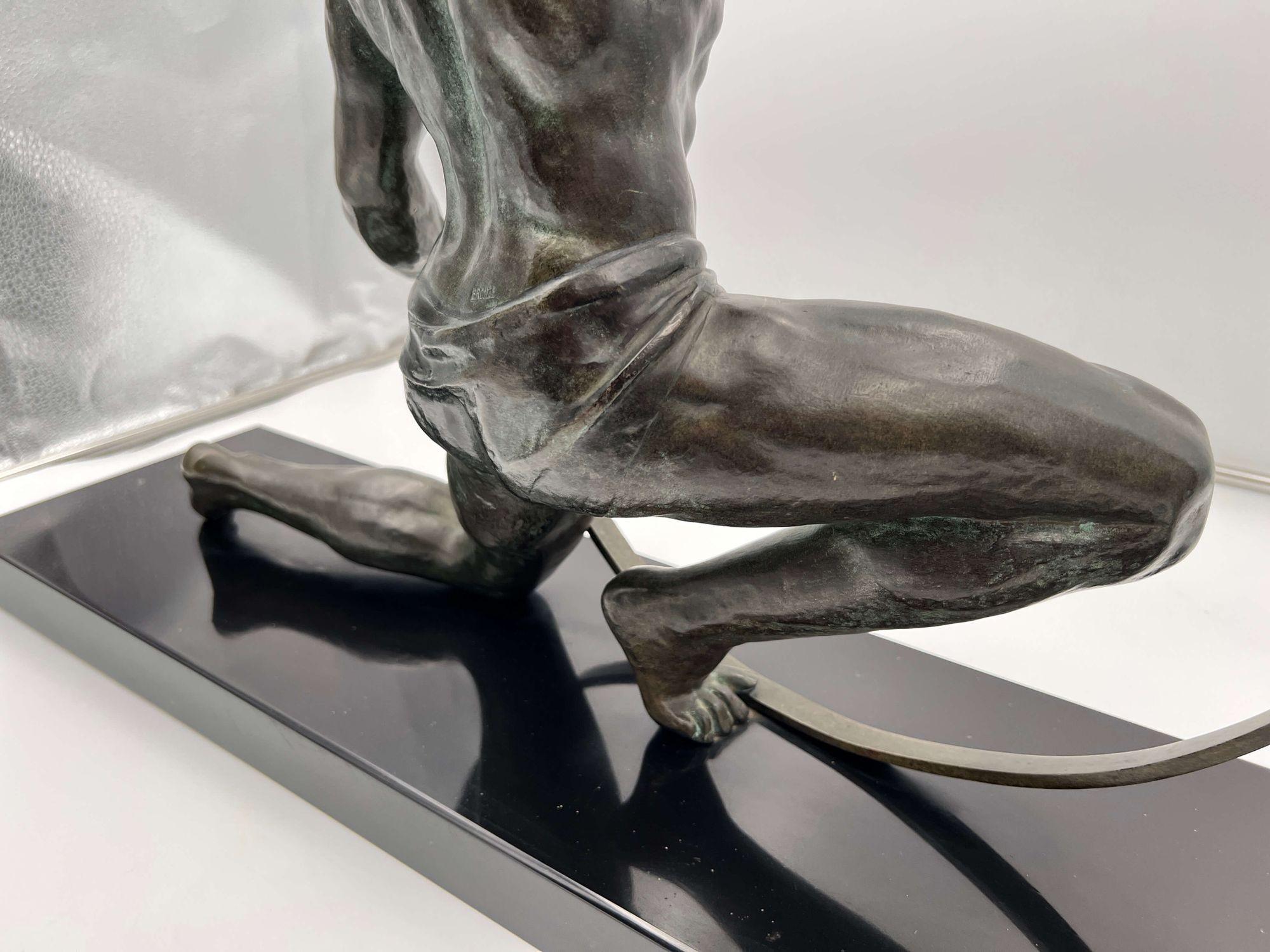 Große Art-Déco-Bronze-Skulptur „Fender“ von J. de Roncourt, Frankreich, um 1930 im Angebot 3
