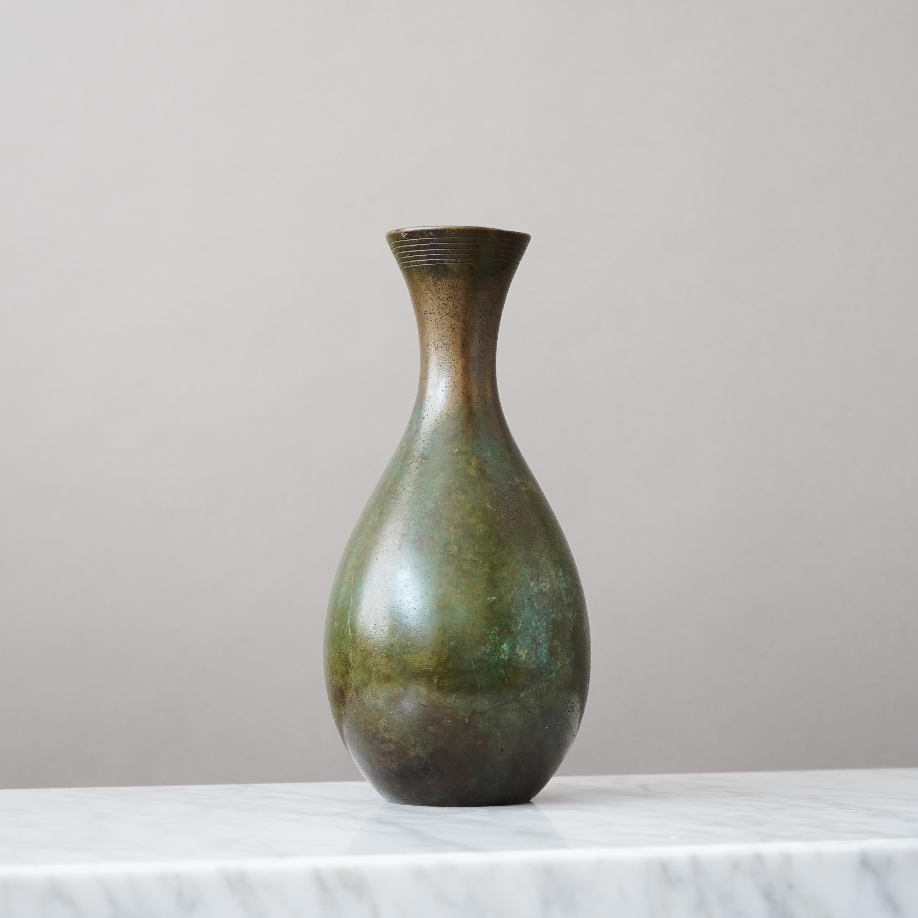 Large Art Deco Bronze Vase by GAB Guldsmedsaktiebolaget, Sweden, 1930s in vendita 3