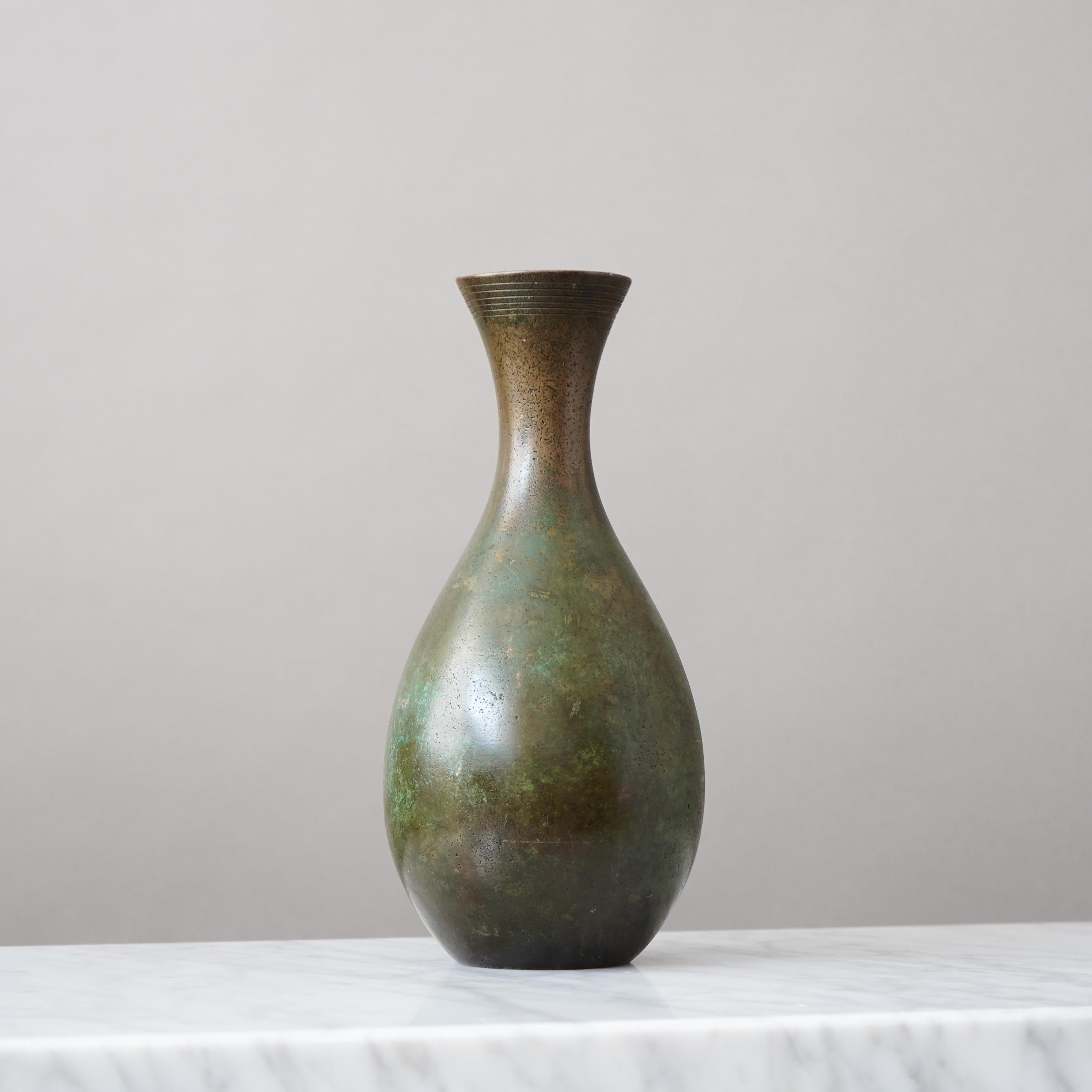 Large Art Deco Bronze Vase by GAB Guldsmedsaktiebolaget, Sweden, 1930s in vendita 1