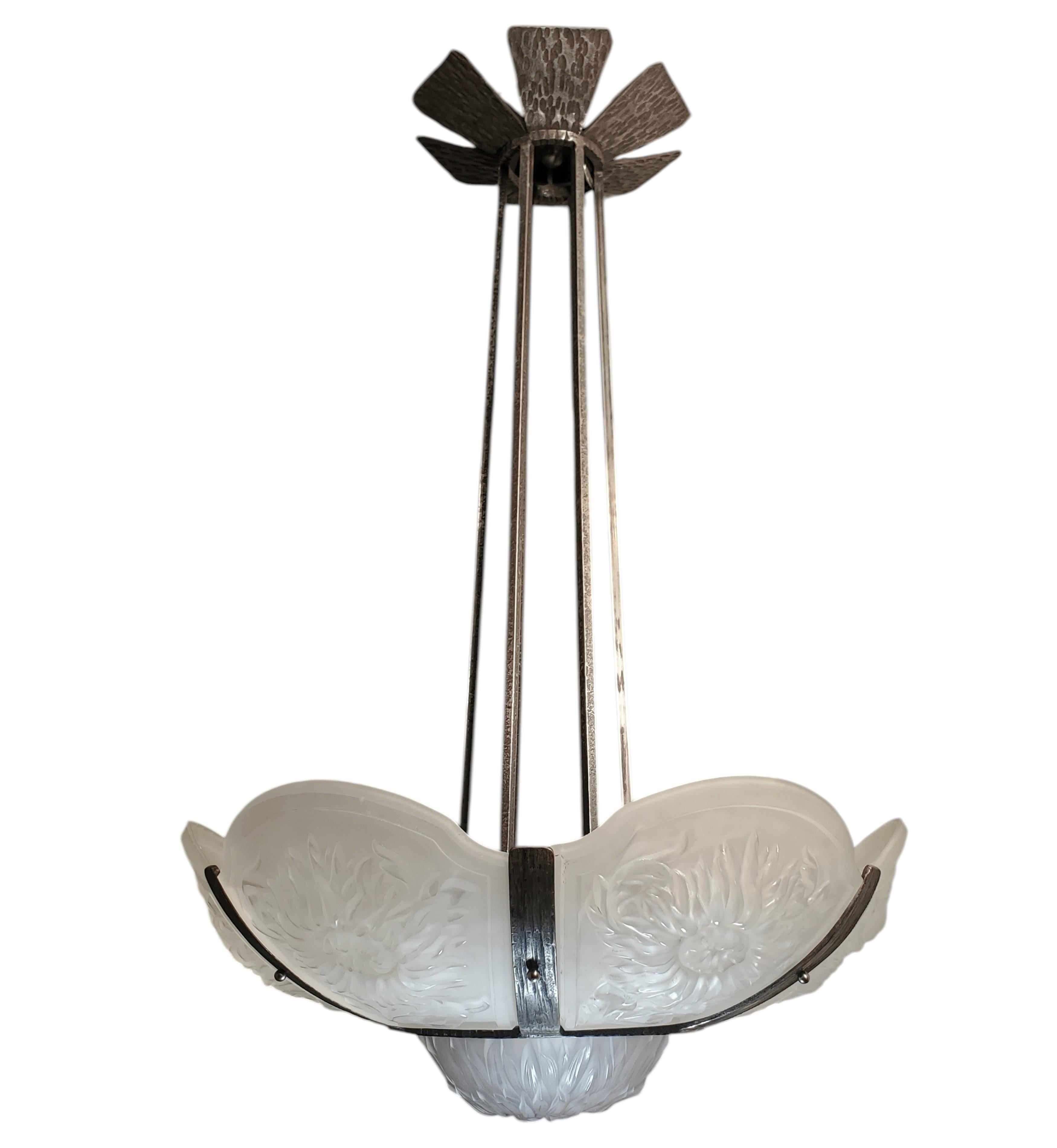 Large & Rare Art Deco  chrysanthemum chandelier in hammered iron pewtery frame For Sale 3