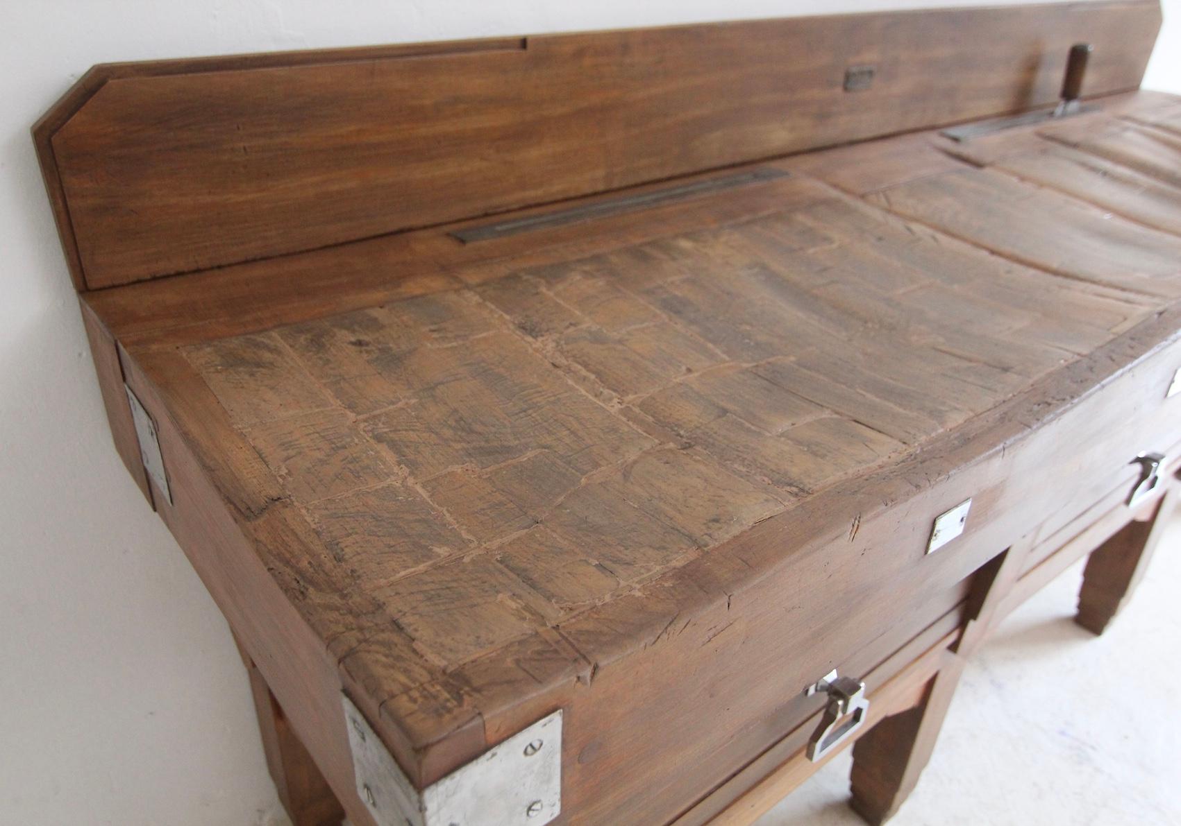 Large Art Deco Butcher´s Block Table For Sale 8