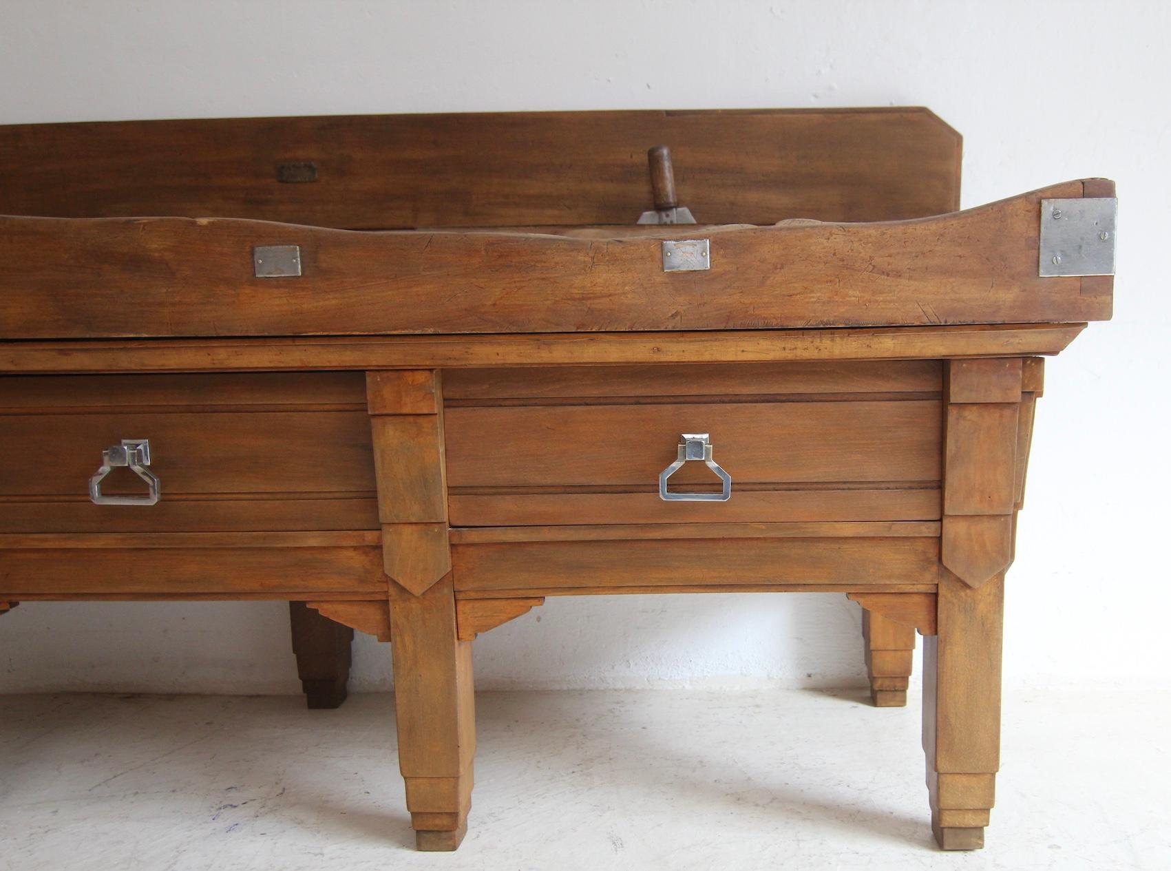 Large Art Deco Butcher´s Block Table For Sale 11