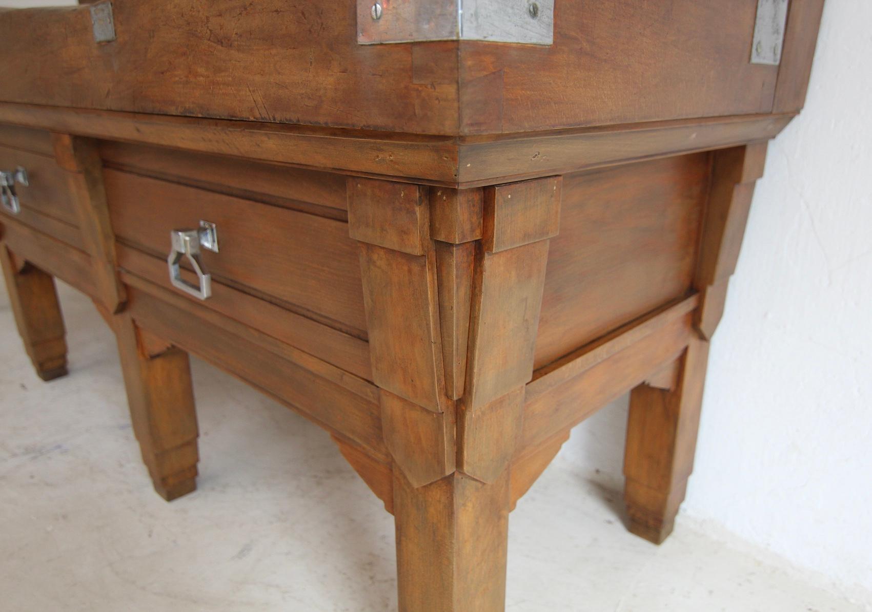 Large Art Deco Butcher´s Block Table For Sale 1