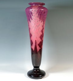 Grande vaso Art Déco a cammeo 'Dahlia', di Charles Schneider, Francia, 1923-1926