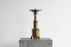 Grande portacandele Art Déco in ottone patinato dei primi del Novecento