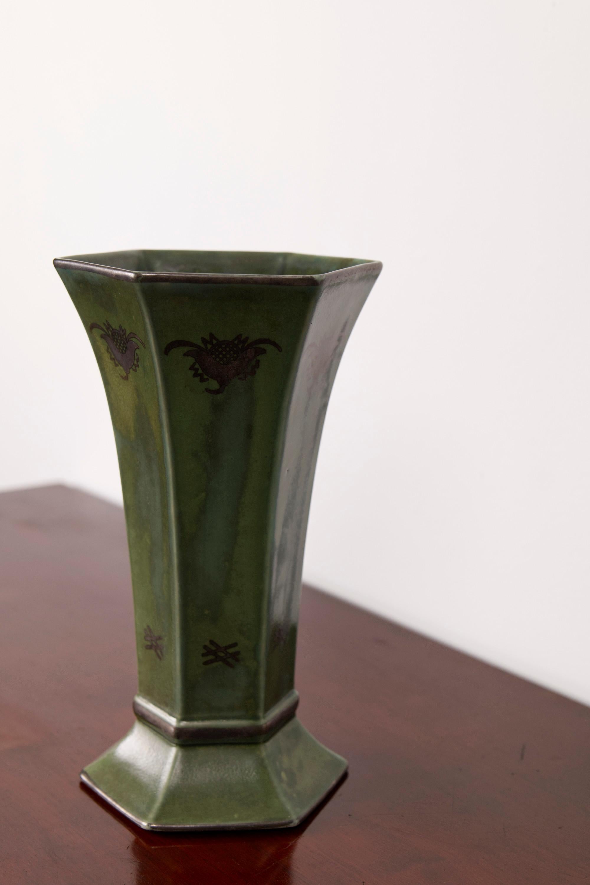 Large Art Deco Ceramic Vase by Arabia Finland, 1940s For Sale 1