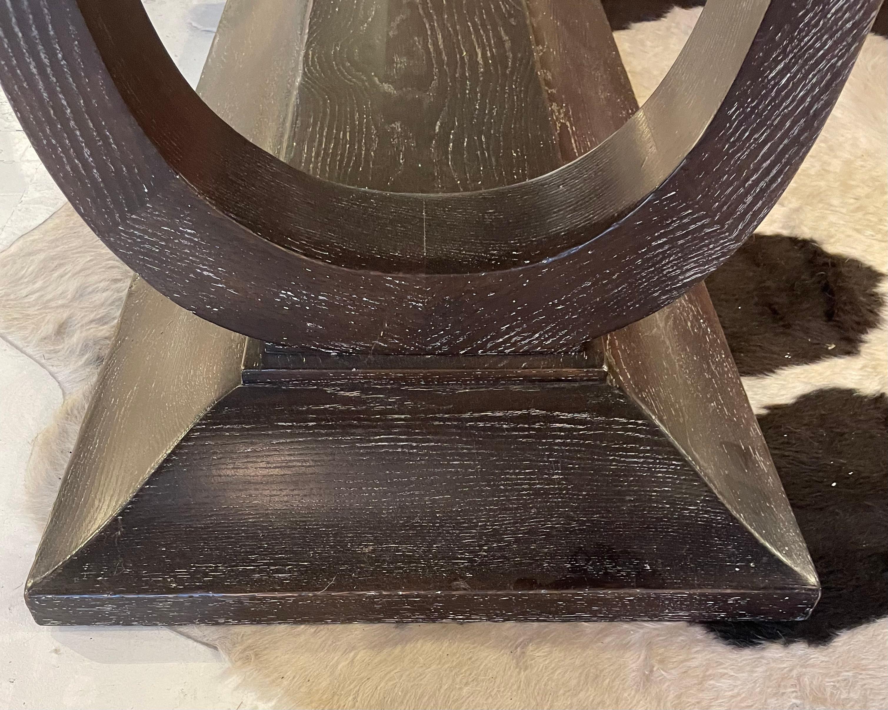 Gran mesa de comedor Art Déco de roble cerámico de Maison Carlhian- París 1938. Cerusado en venta