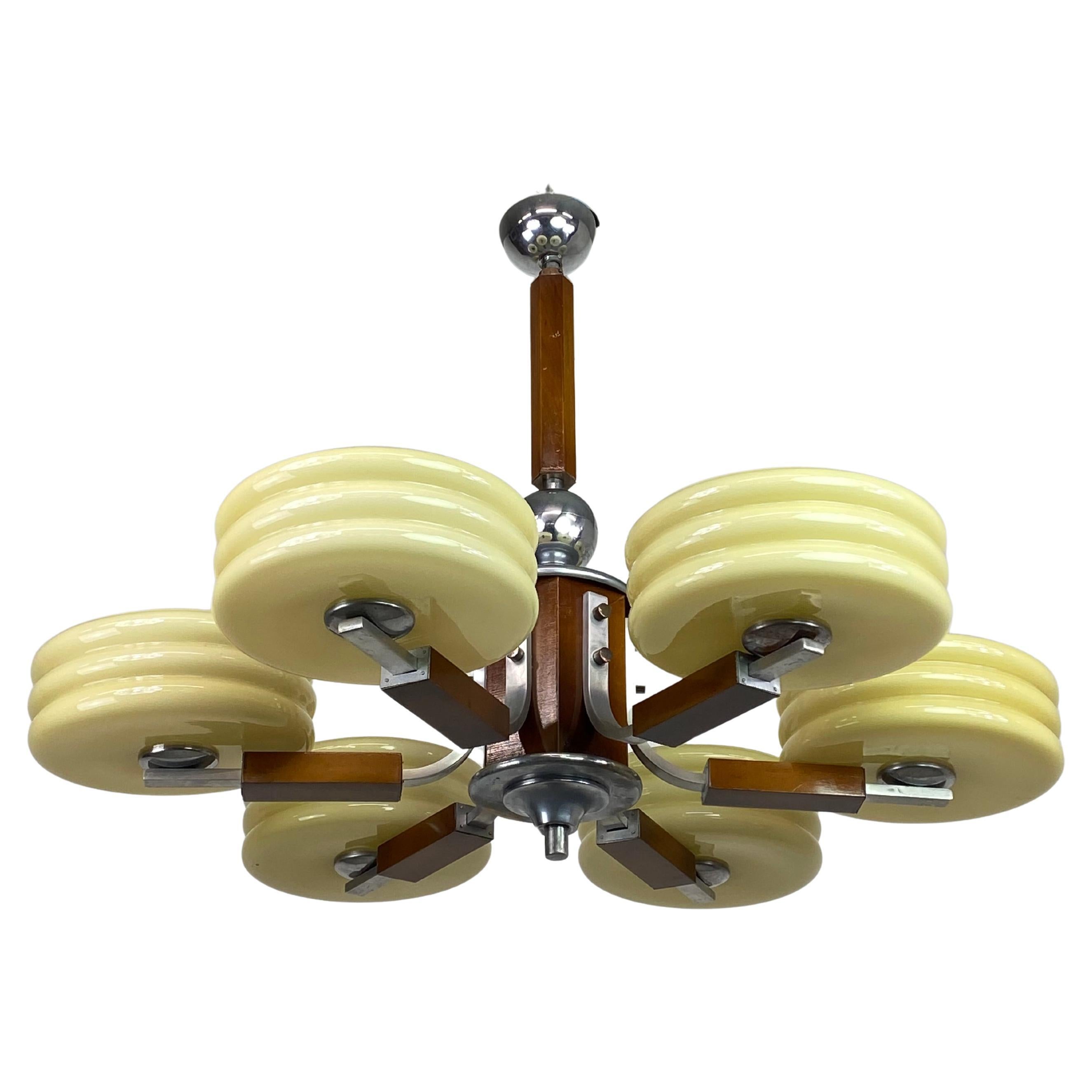 Großer Art-Déco-Kronleuchter im Angebot