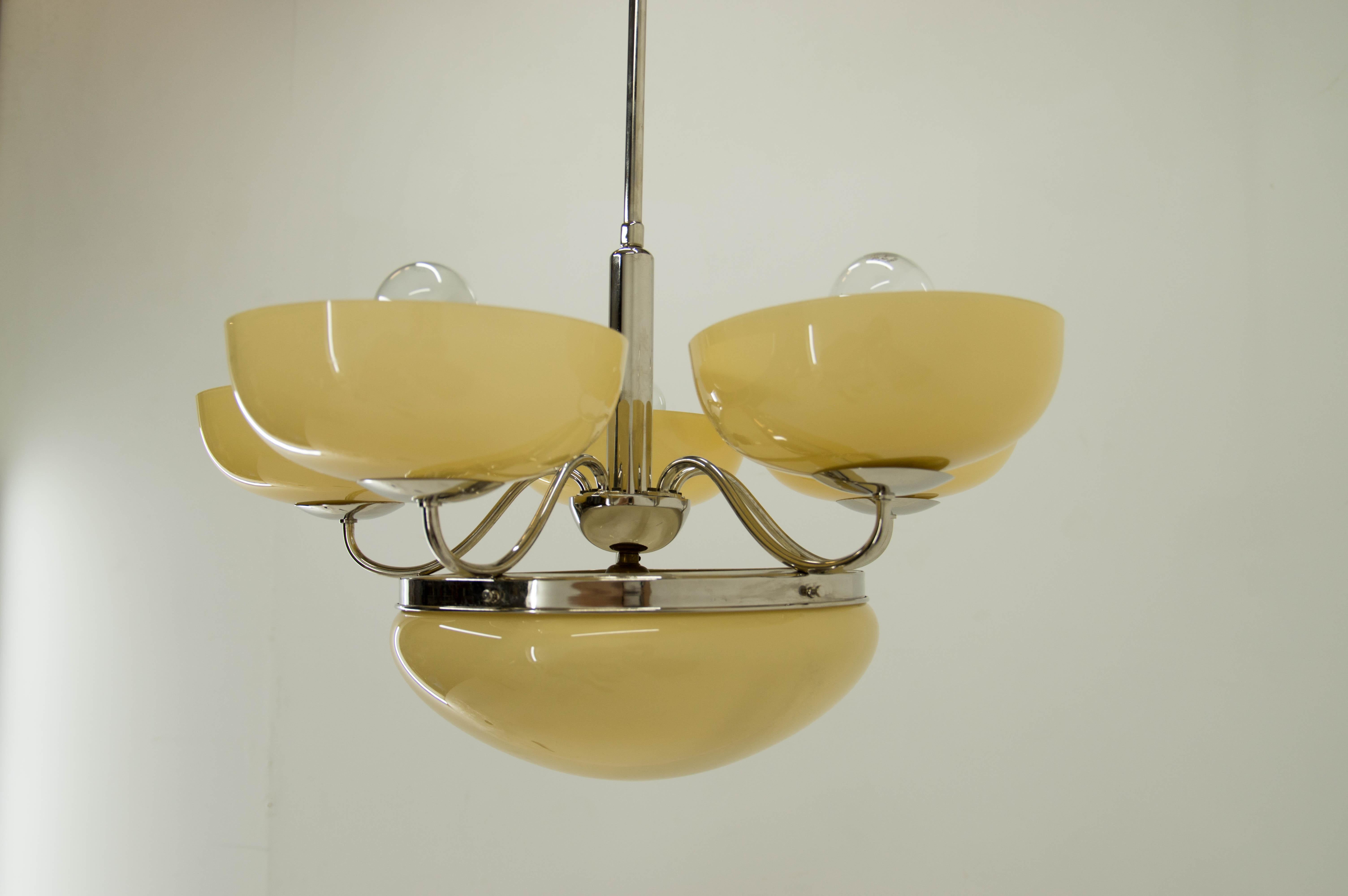 Large Art Deco Chandelier in Excellent Condition, 1930s For Sale 3