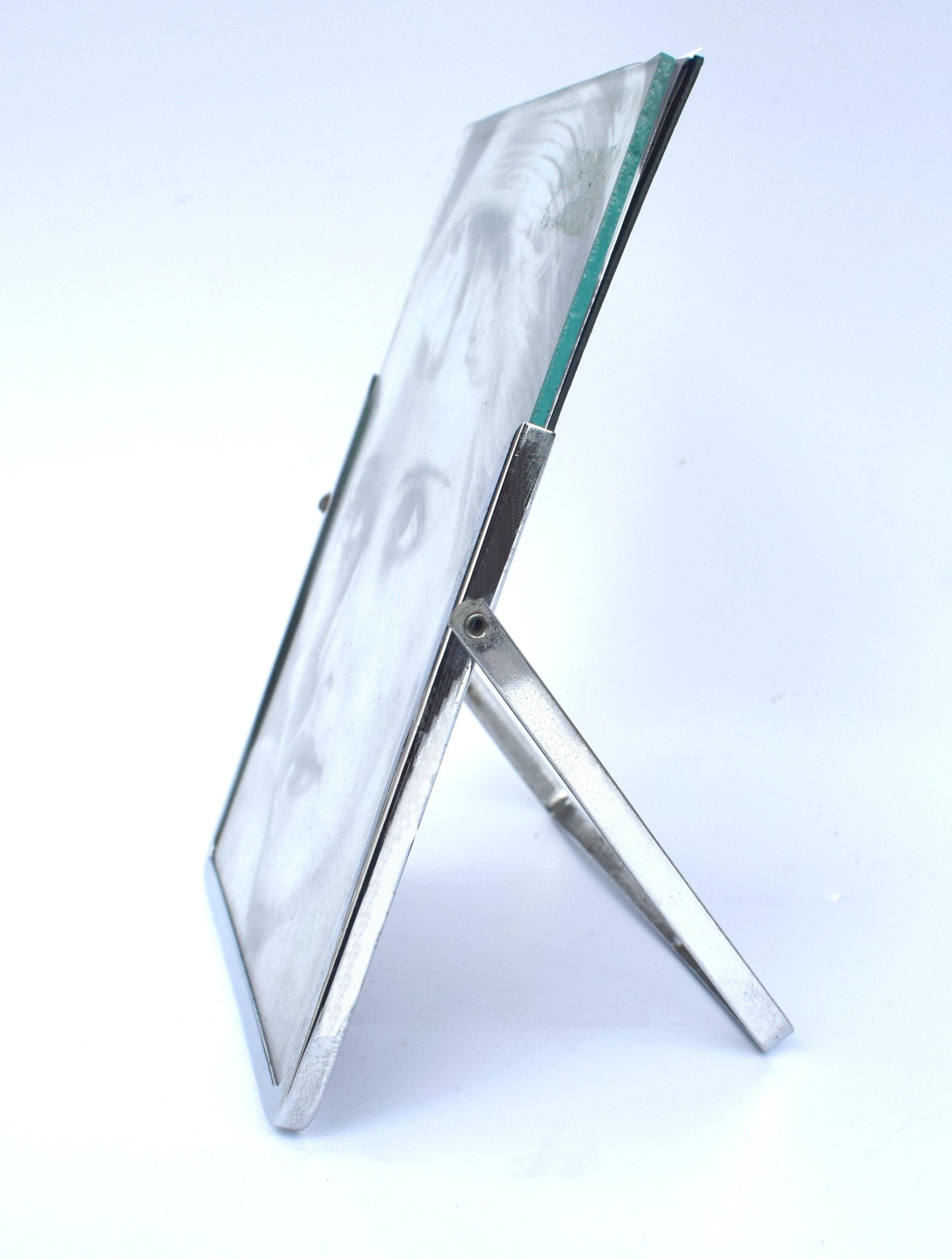 Large Art Deco Chrome Free Standing Picture Frame, circa 1930 In Good Condition For Sale In Devon, England