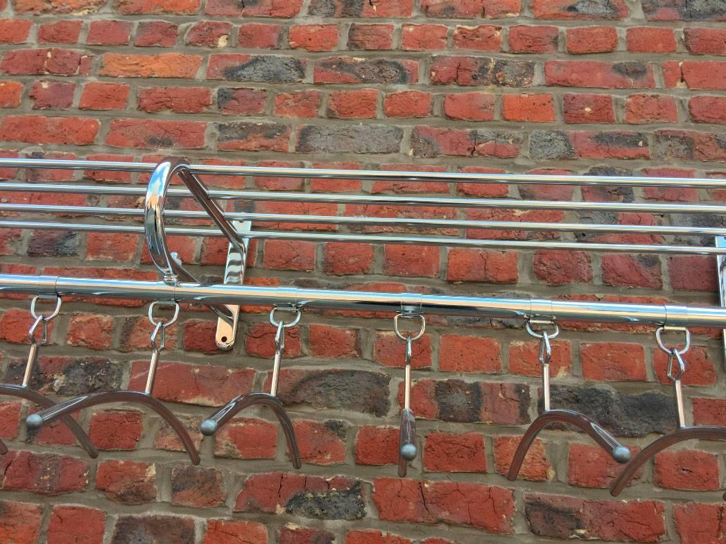 Large Art Deco Coat Rack in Chrome Metal, circa 1970 For Sale 2