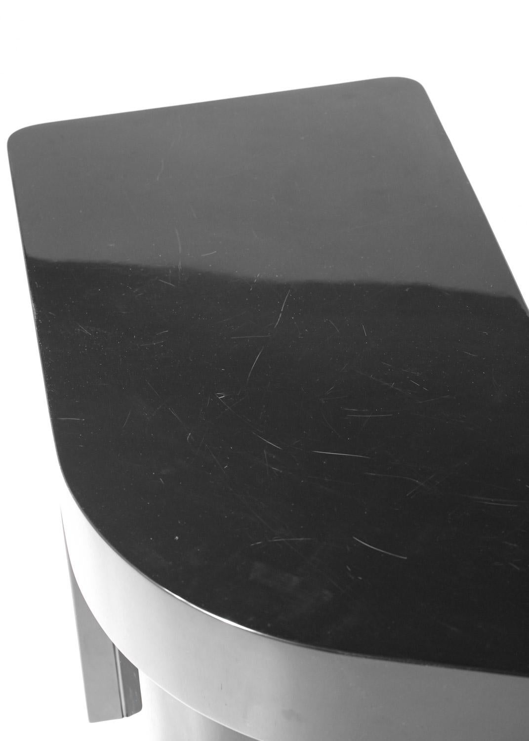 Large art deco desk in black modernist lacquer in the style of Jacques Adnet  For Sale 10