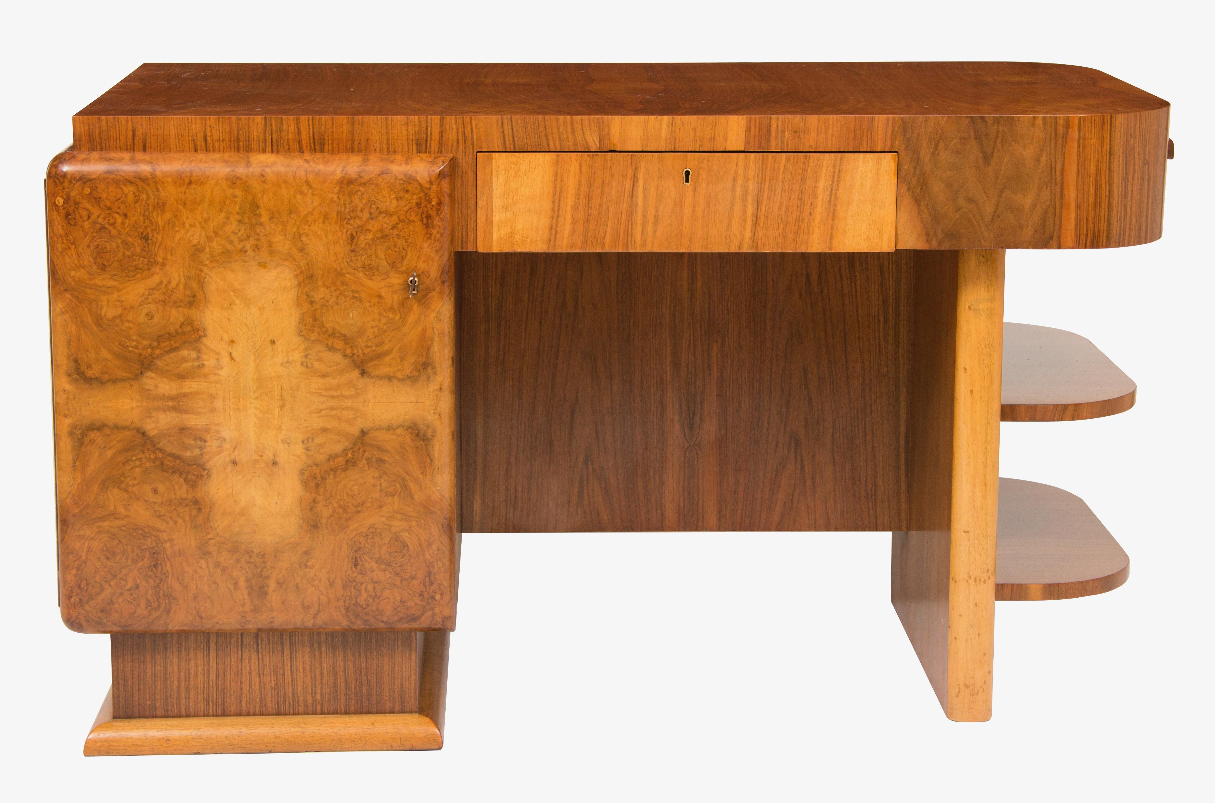 Large Art Deco Desk in Walnut 5
