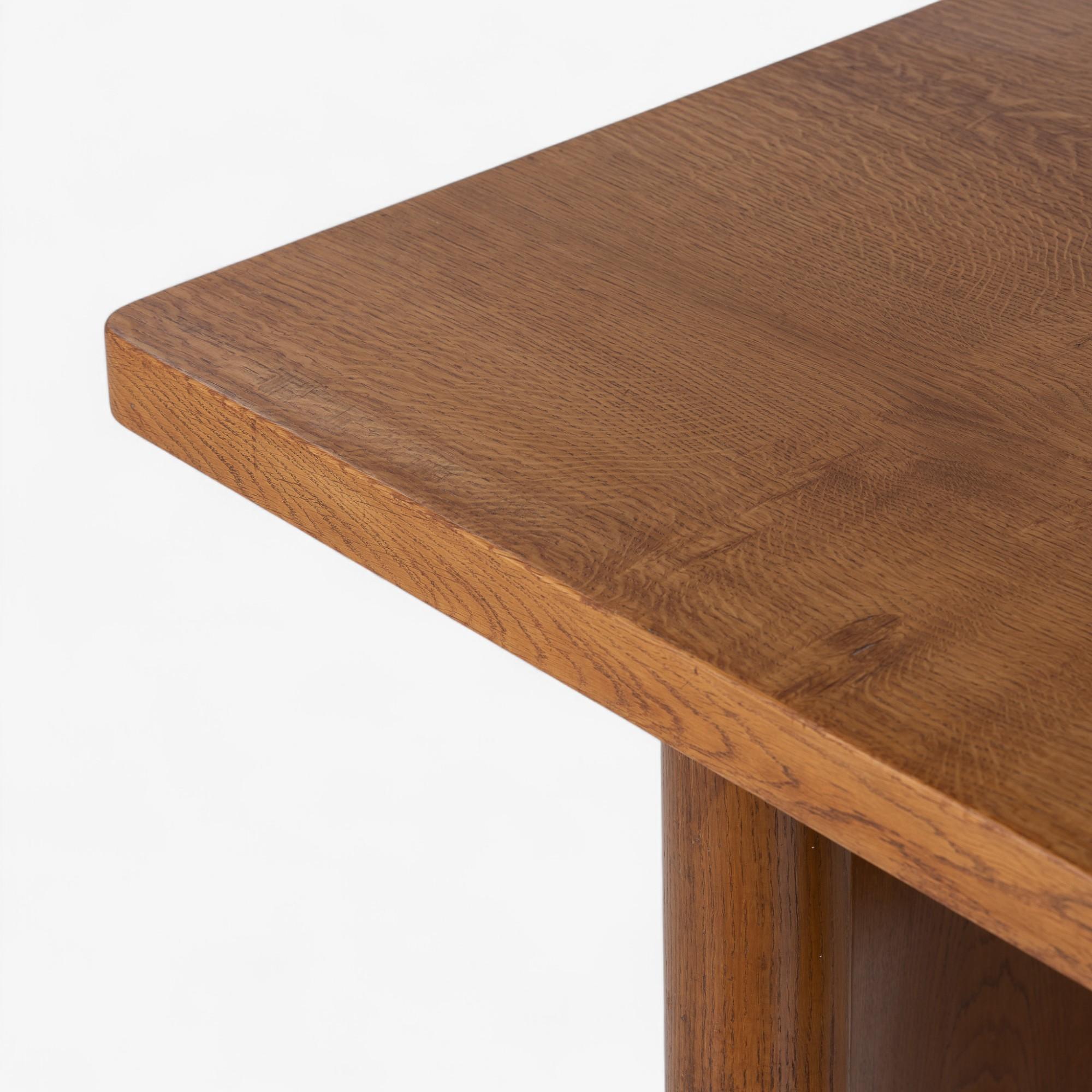 Large 'Art Deco' dining table/desk in patinated oak In Good Condition For Sale In Copenhagen, DK