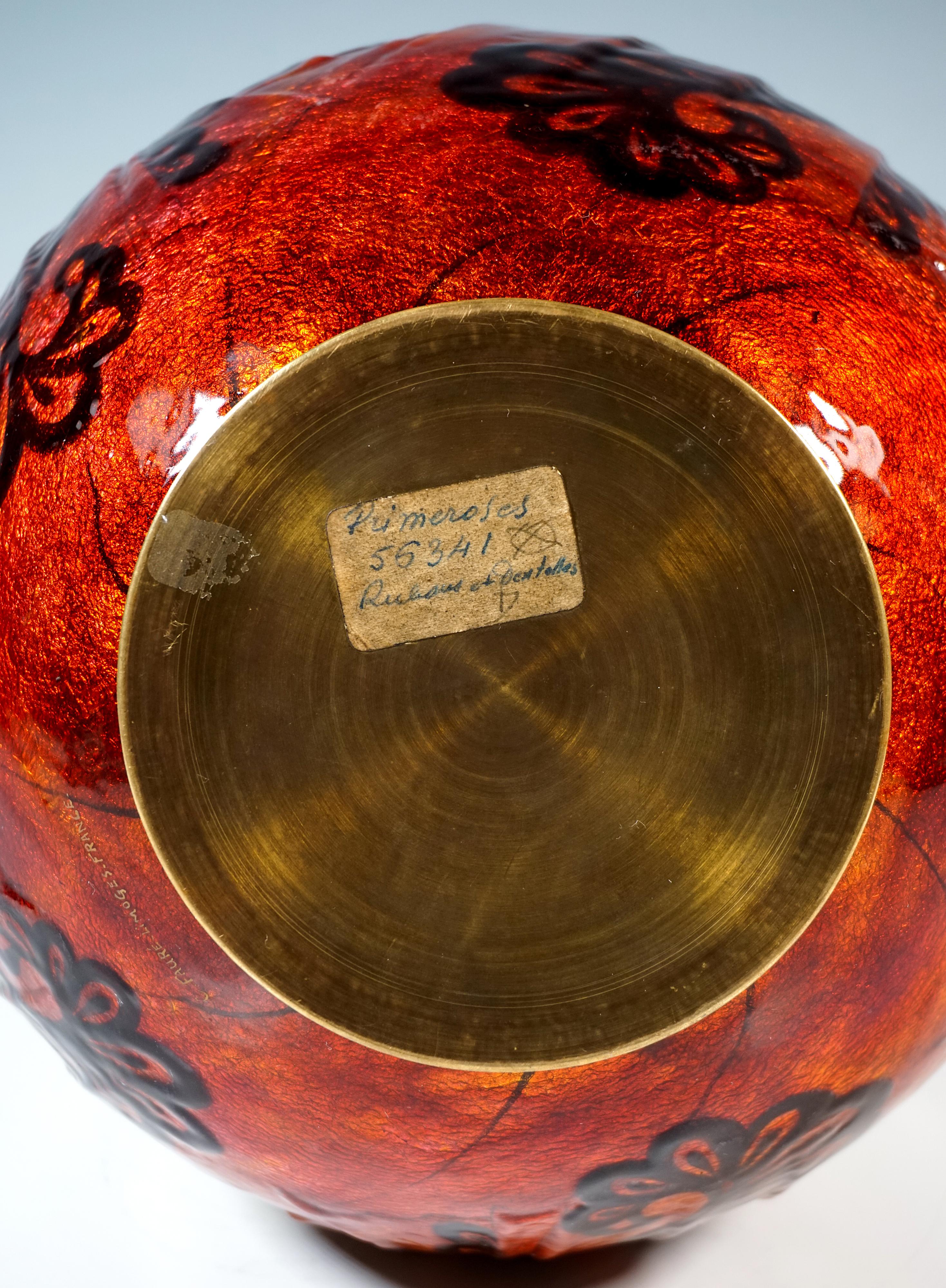 Große Art Déco-Emaille-Vase 'Volants Et Dentelles', Camille Fauré, Frankreich 1925/30 im Zustand „Gut“ im Angebot in Vienna, AT